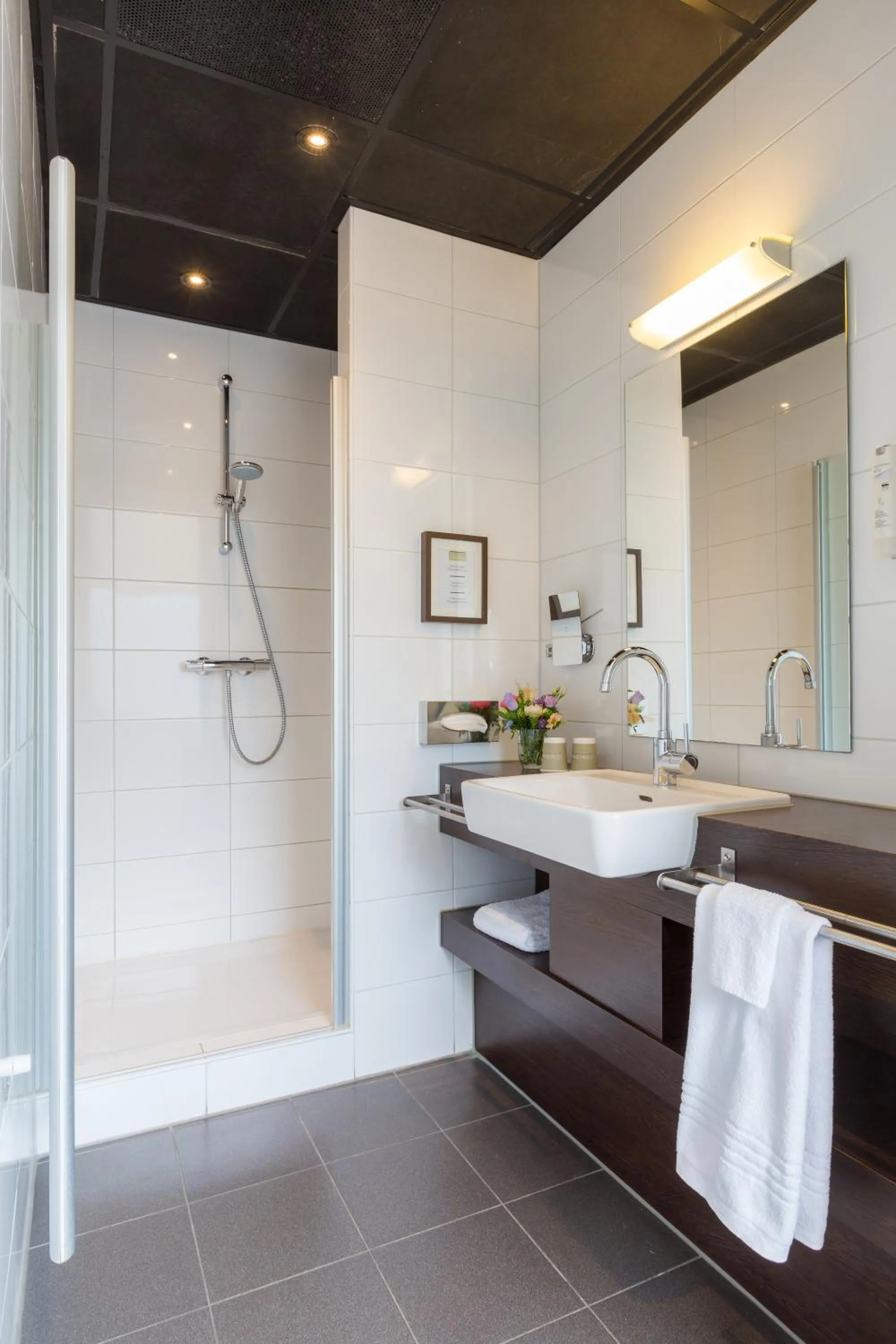 Shower in Boutique Hotel Lumiere