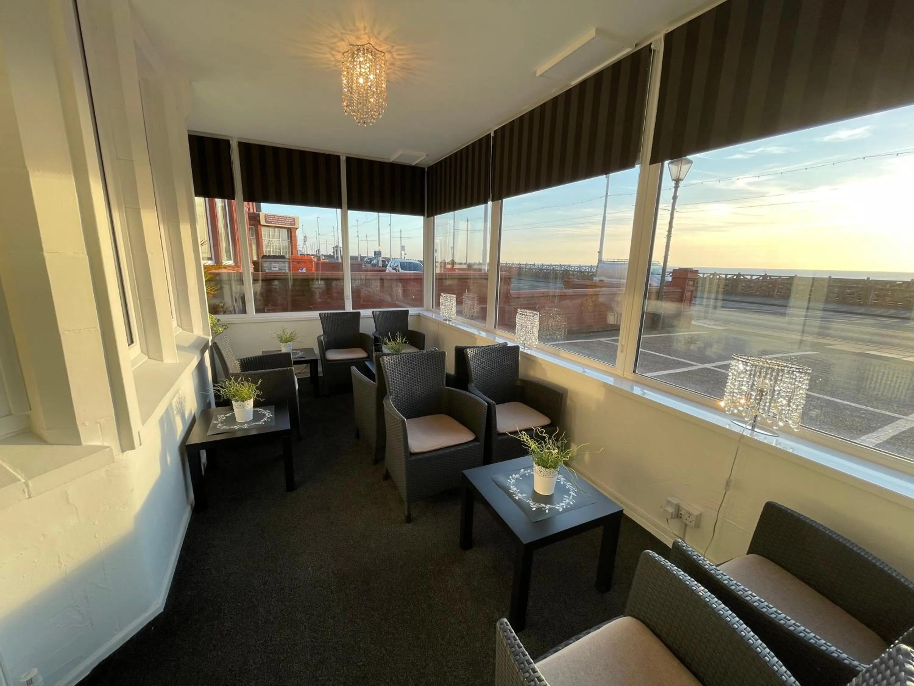 Lounge or bar in Windsor Park Hotel