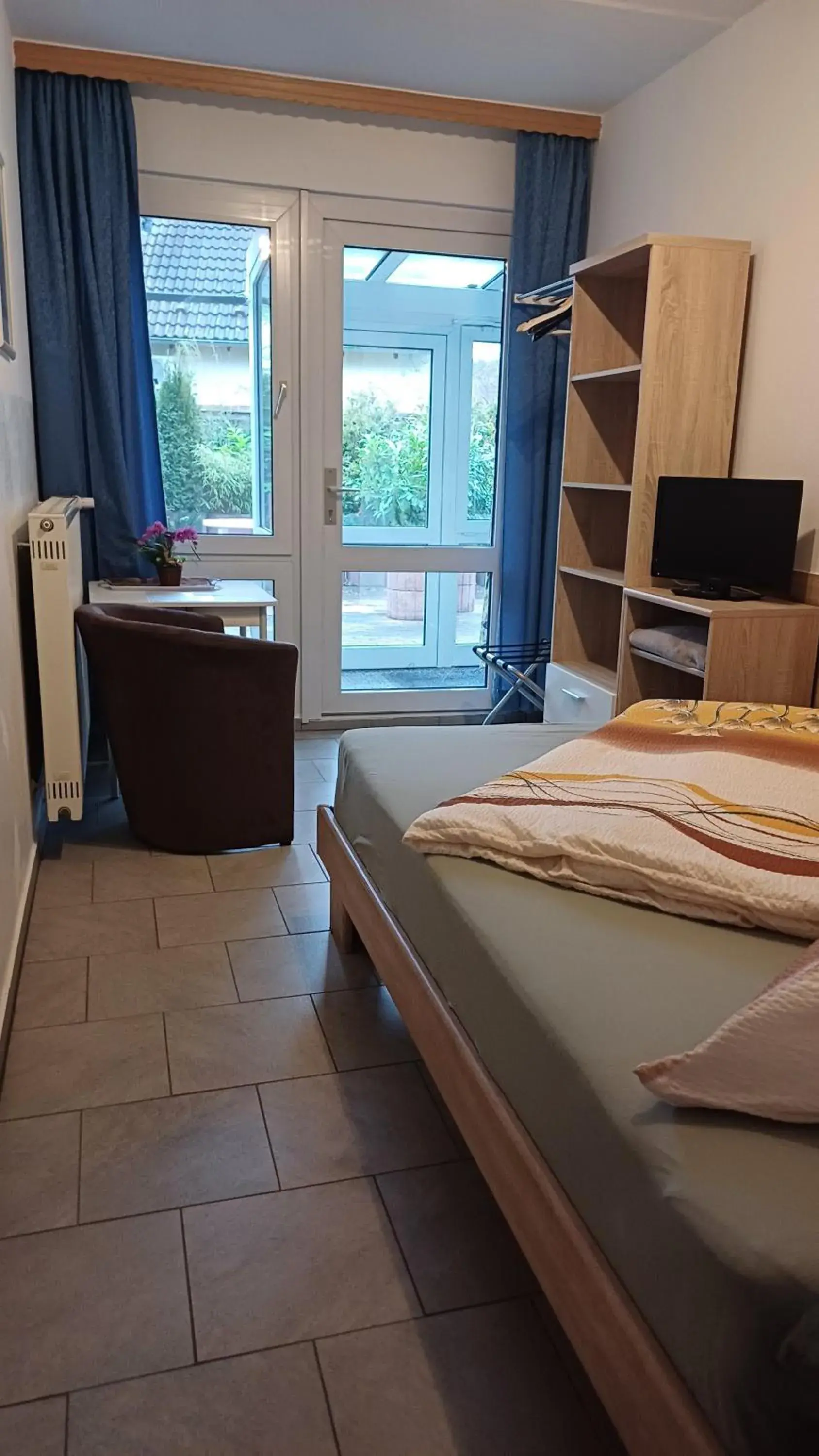 Single Room in Pension Mark Single Room in Pension Mark