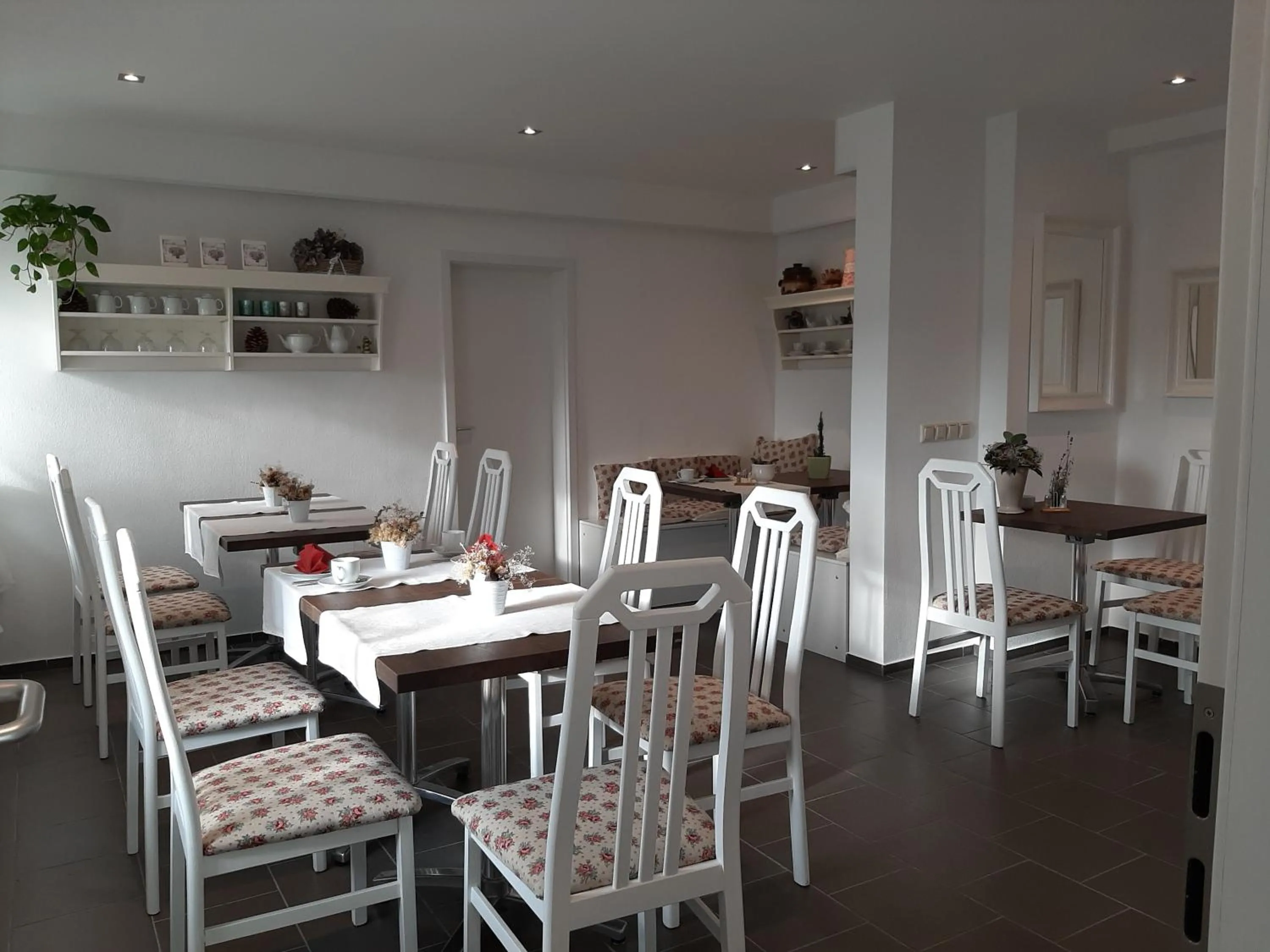 Restaurant/places to eat in Pension Mark