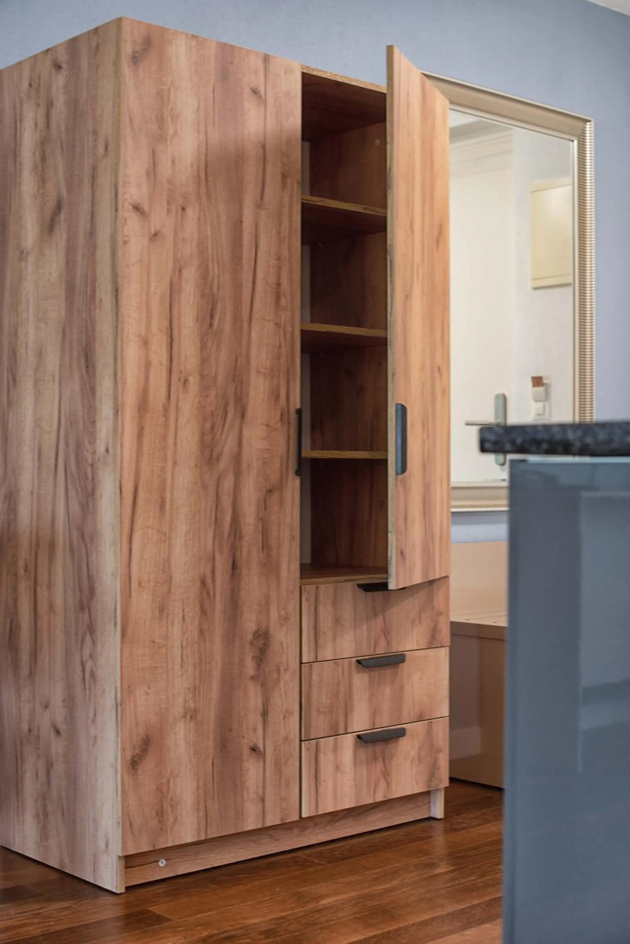 locker in Hotel Residence Loren - contact & contactless check-in