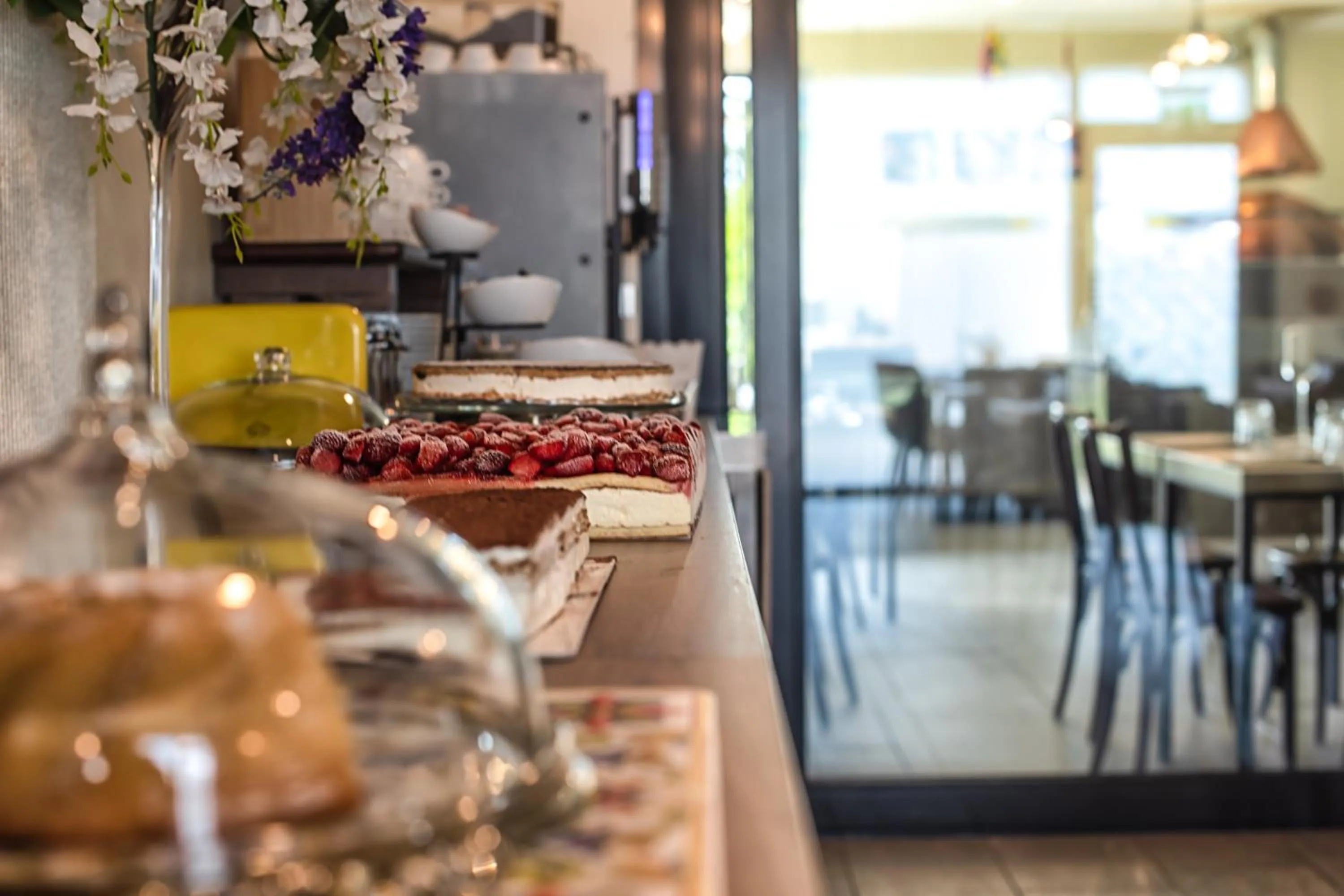 Restaurant/places to eat in Hotel Residence Loren - contact & contactless check-in