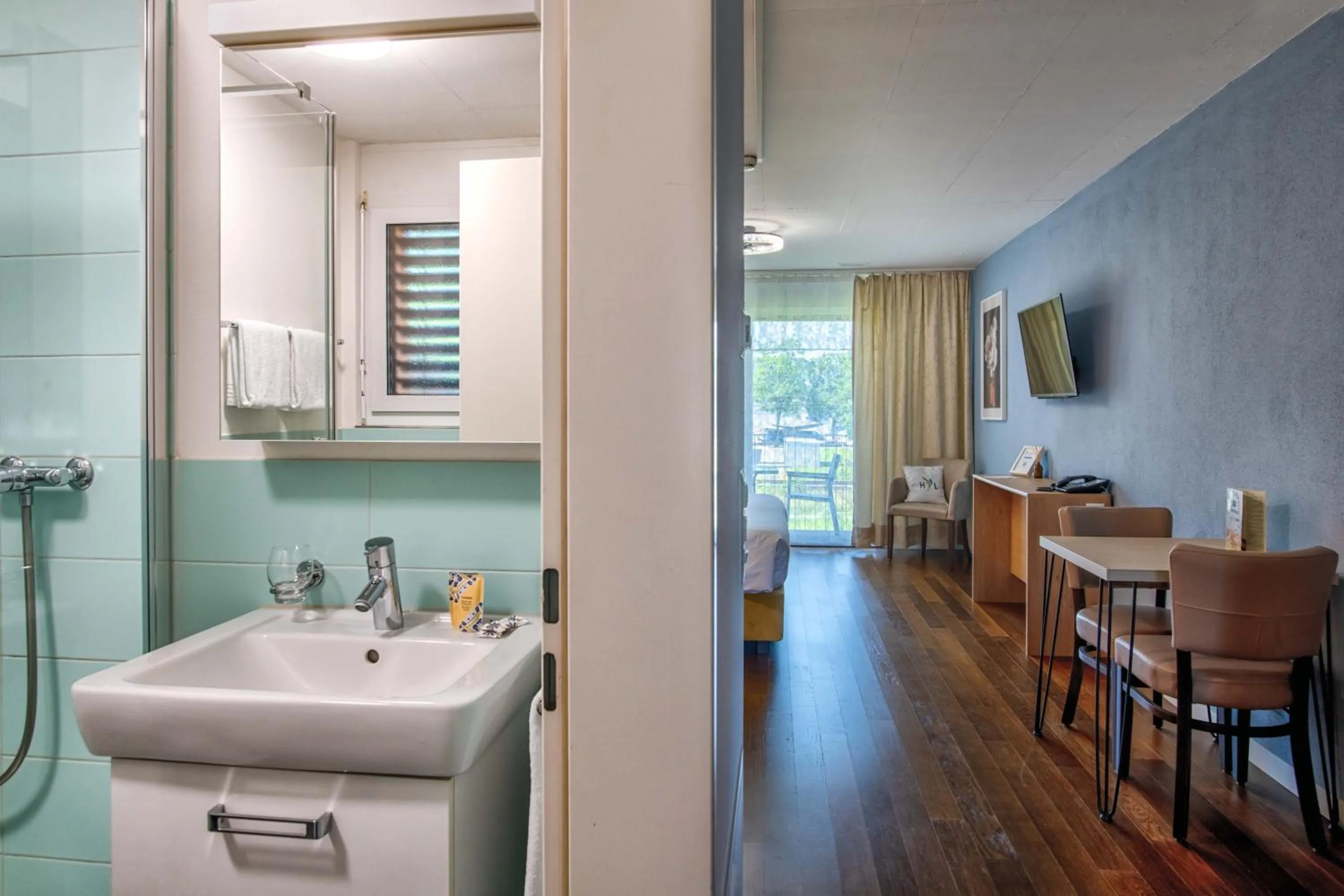 Bathroom in Hotel Residence Loren - contact & contactless check-in