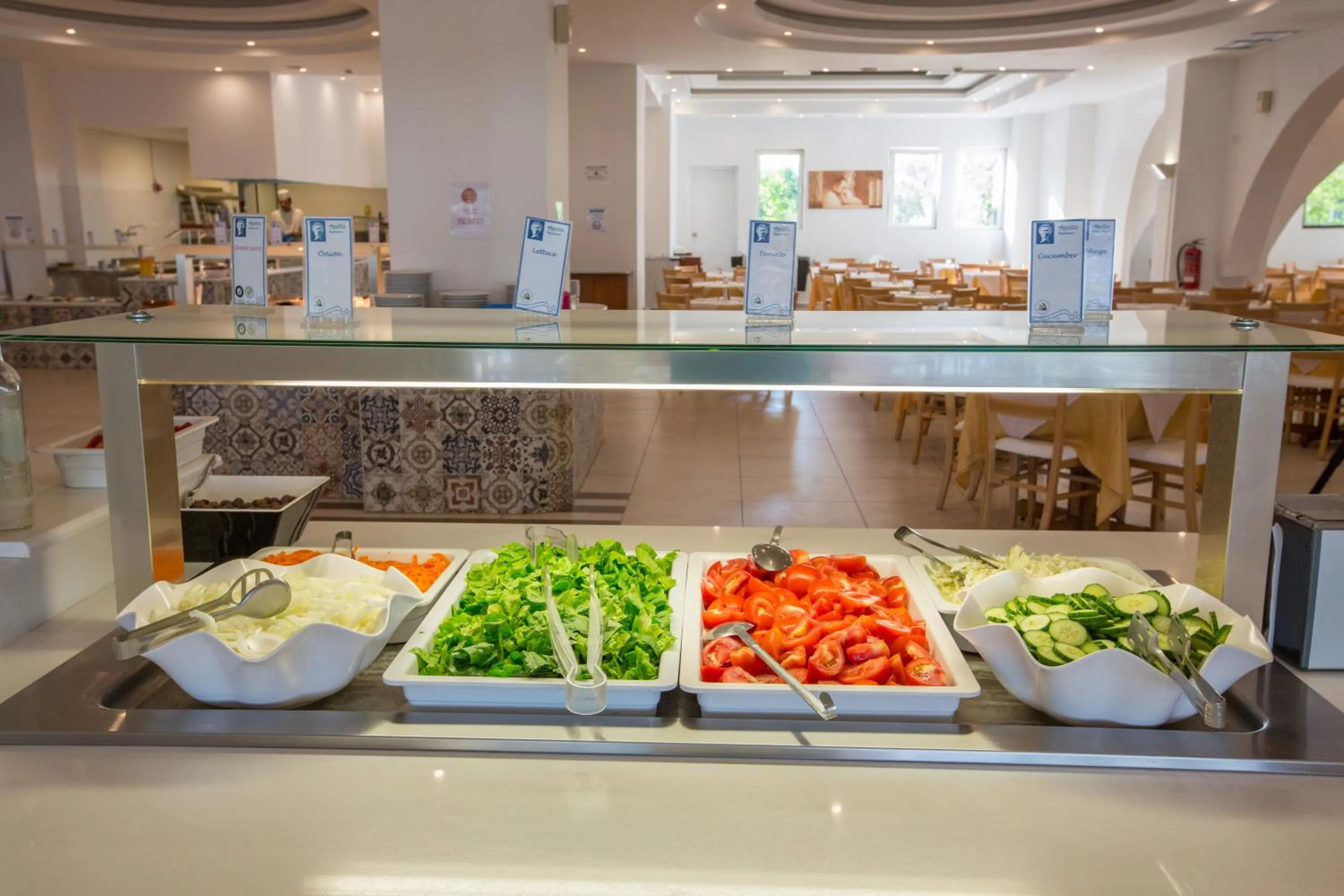 Restaurant/places to eat in Sun Palace Hotel