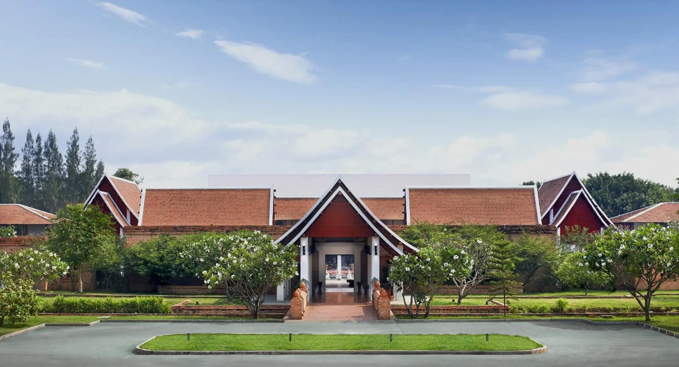 Facade/entrance in Sukhothai Heritage Resort Facade/entrance in Sukhothai Heritage Resort
