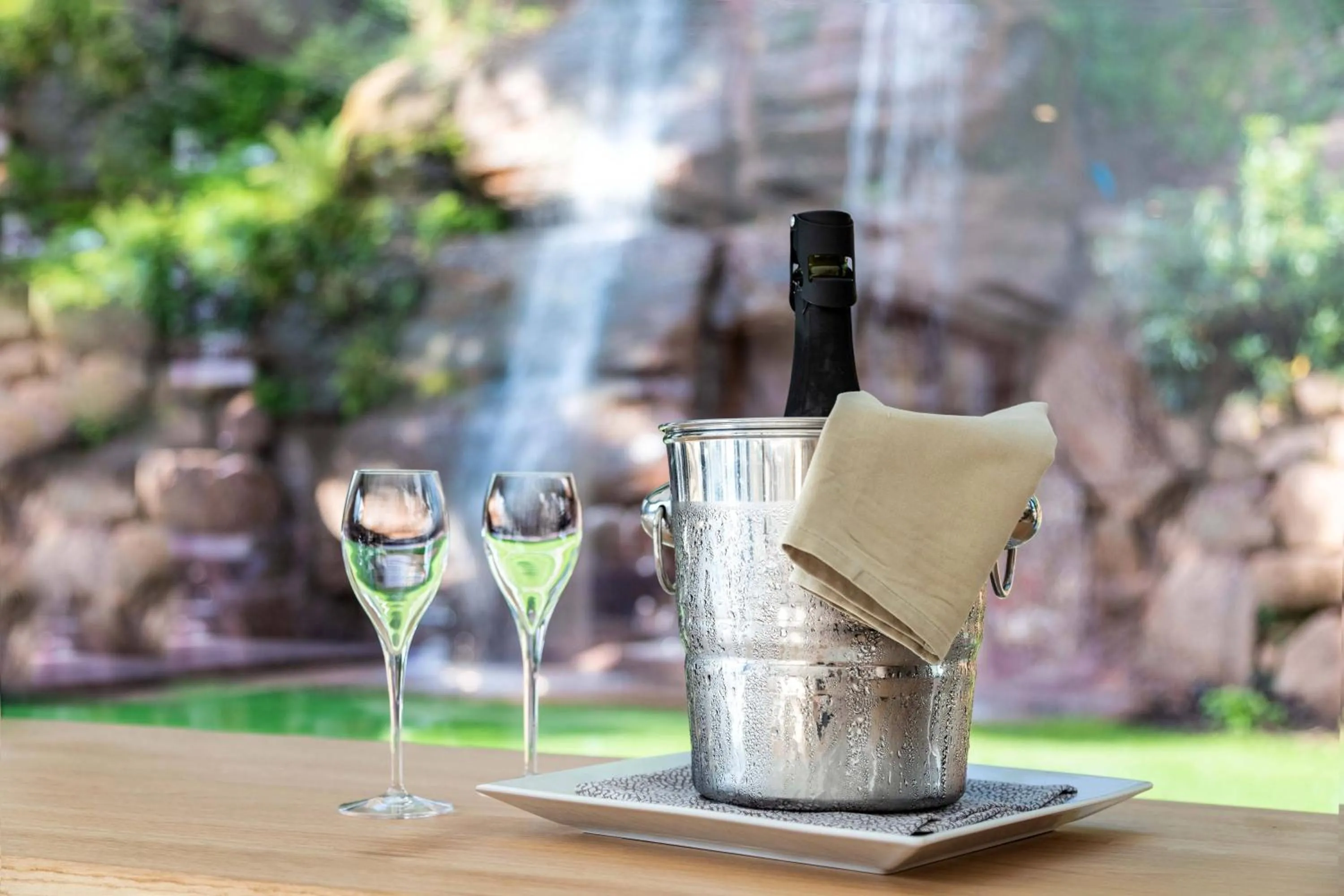 Natural landscape in 6717 Nature Hôtel & Spa Le Clos des Délices