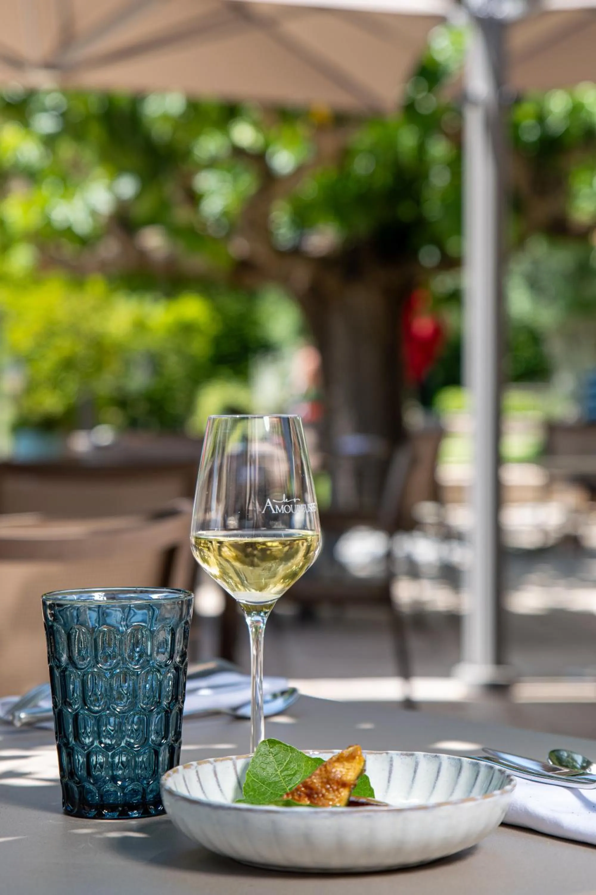 Restaurant/places to eat in Le Domaine Du Colombier