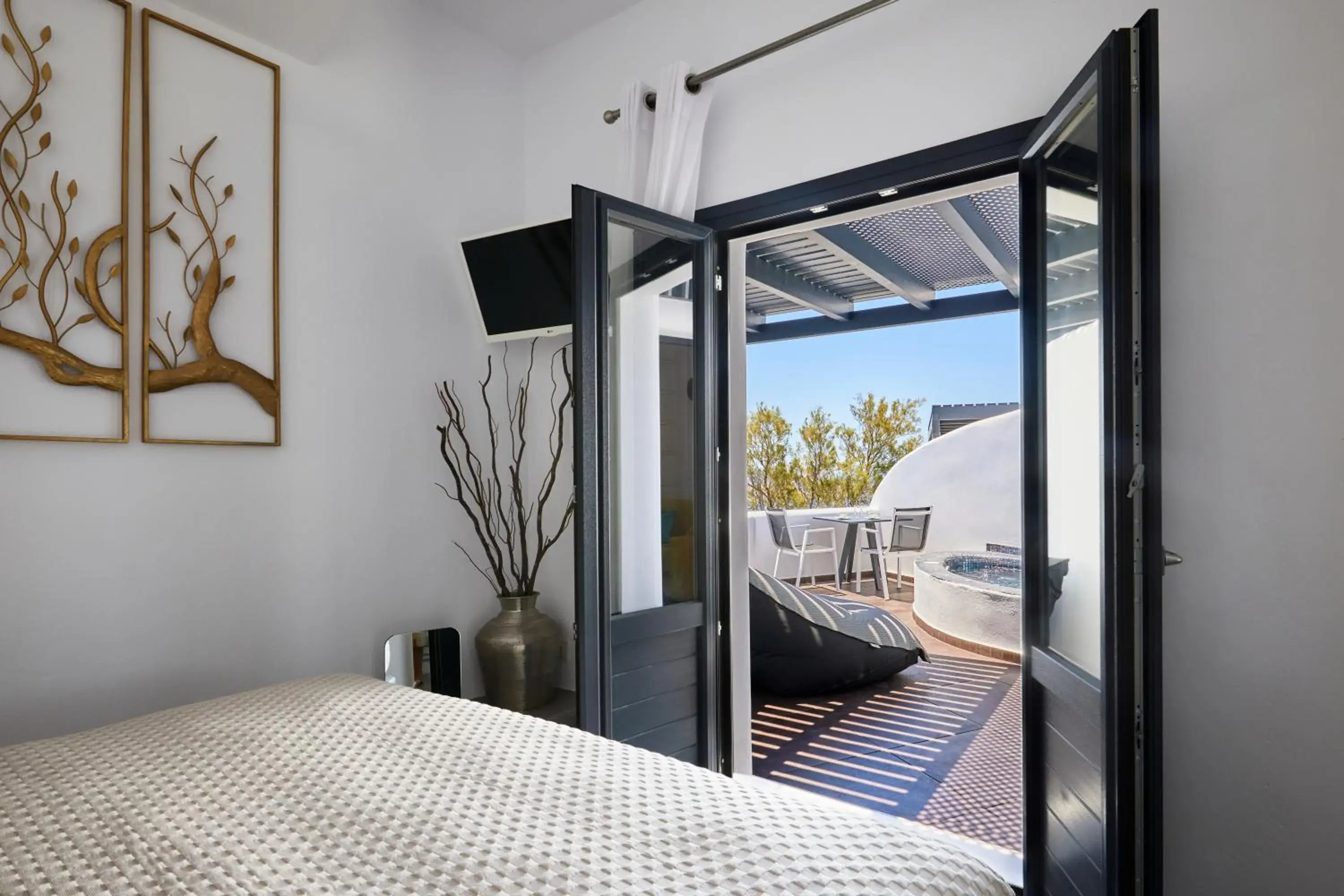 Bedroom, Bed in Oia Suites Bedroom, Bed in Oia Suites