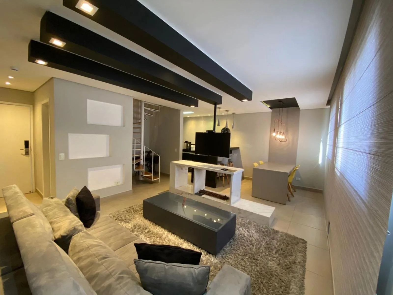 Flats Chateau Campos do Jordão em Capivari com lareira