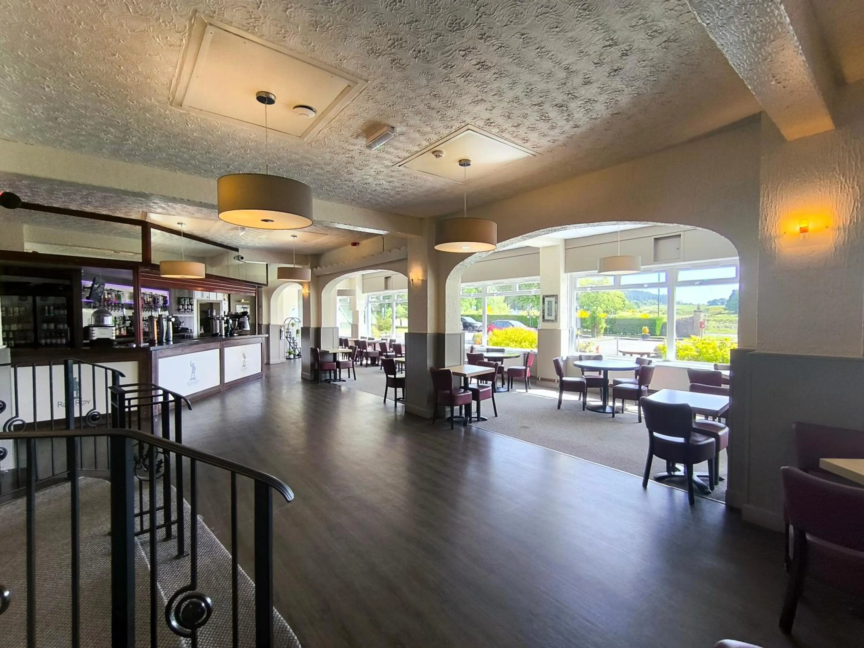 Property building in Rob Roy Hotel