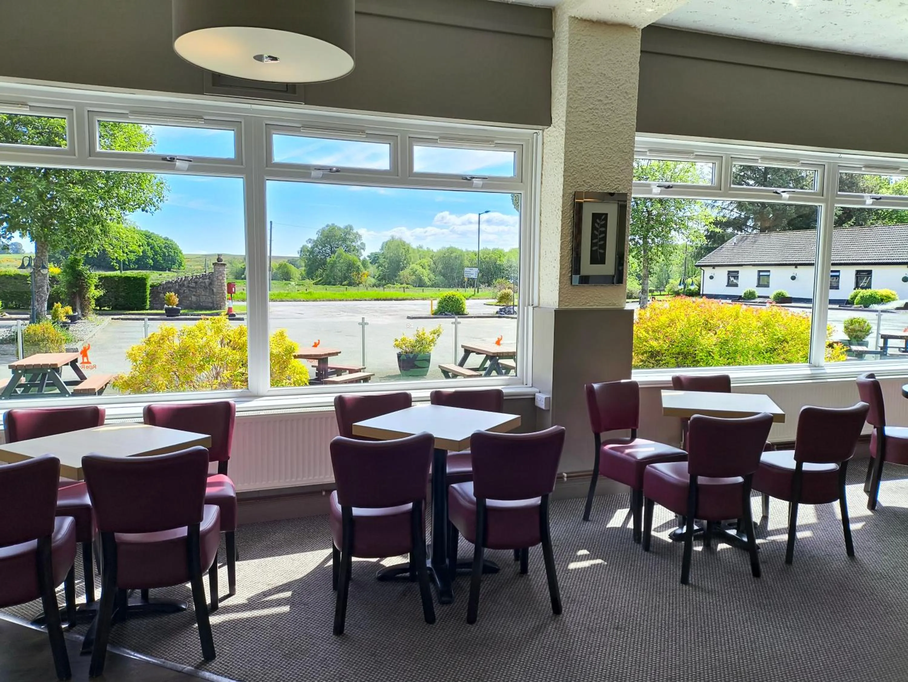 Property building in Rob Roy Hotel