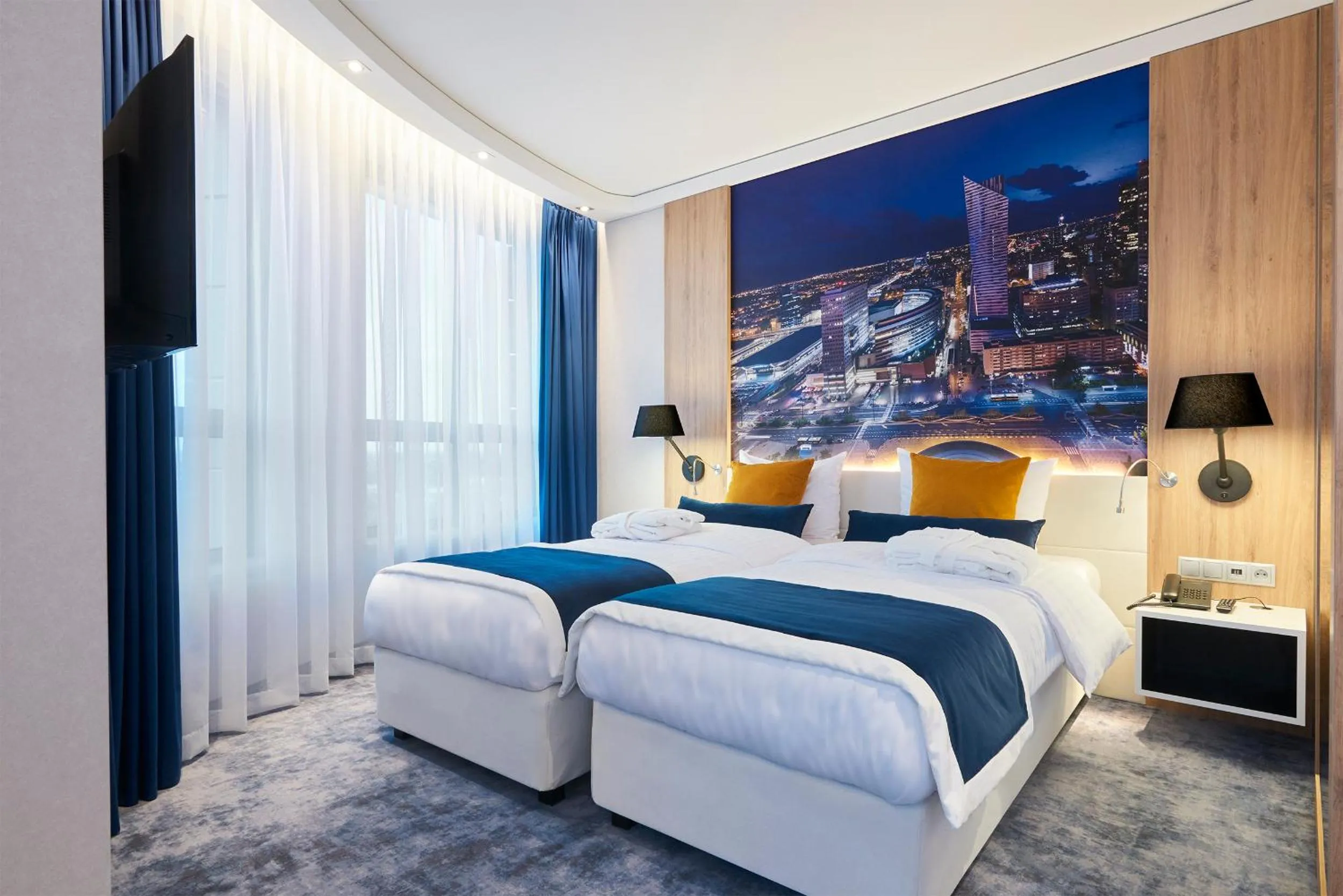 Bed in Golden Tulip Warsaw Airport