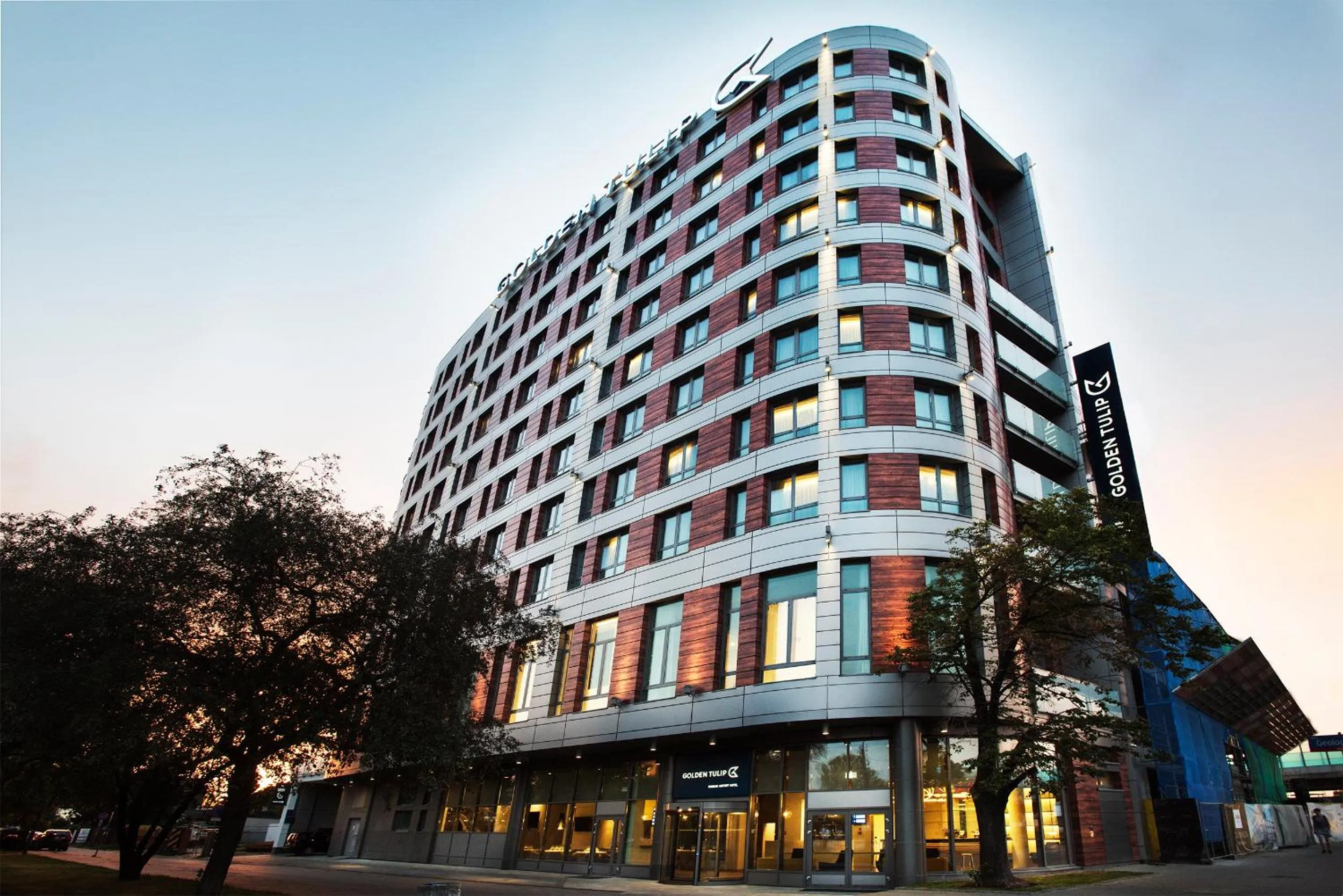 Property building in Golden Tulip Warsaw Airport