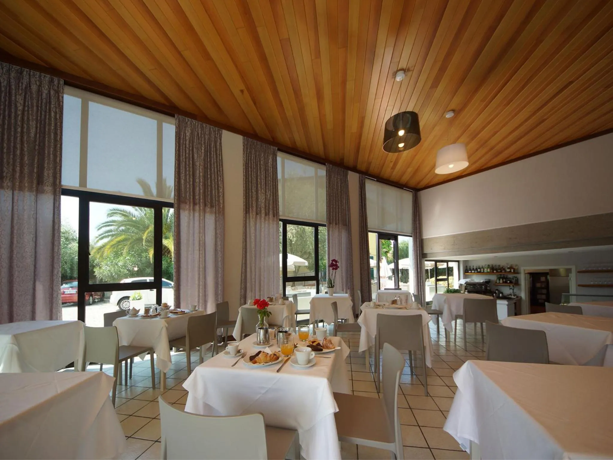 Breakfast in Hotel Saviola