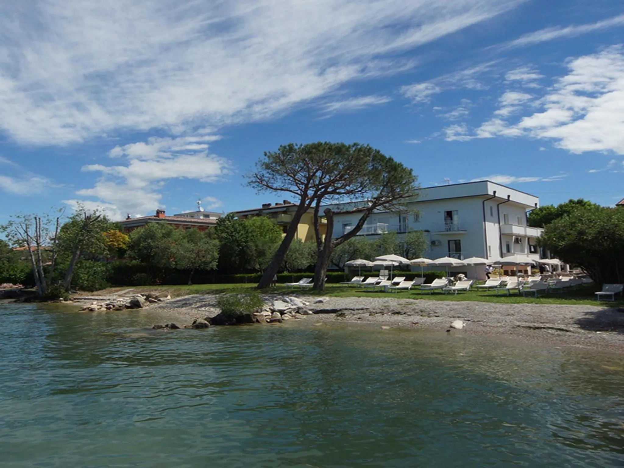 Neighbourhood in Hotel Saviola