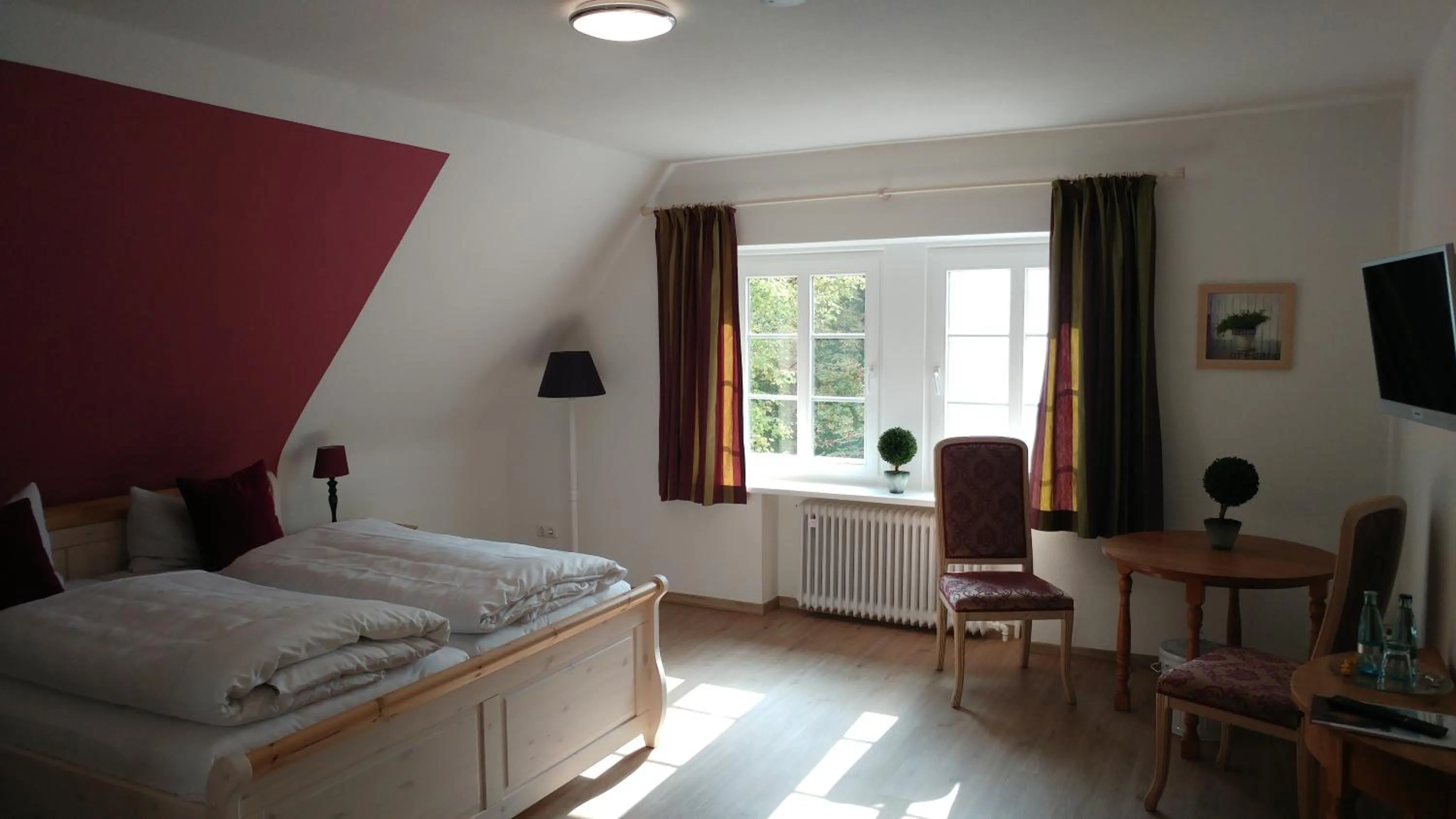 Photo of the whole room, Bed in Landhaus Haverbeckhof