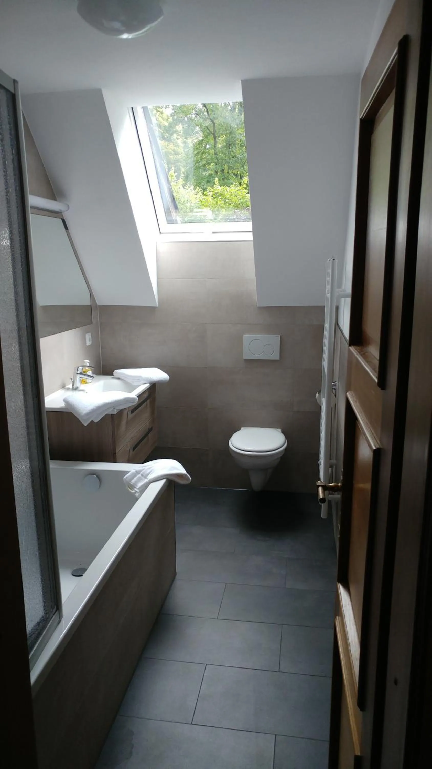 Bathroom, Bed in Landhaus Haverbeckhof