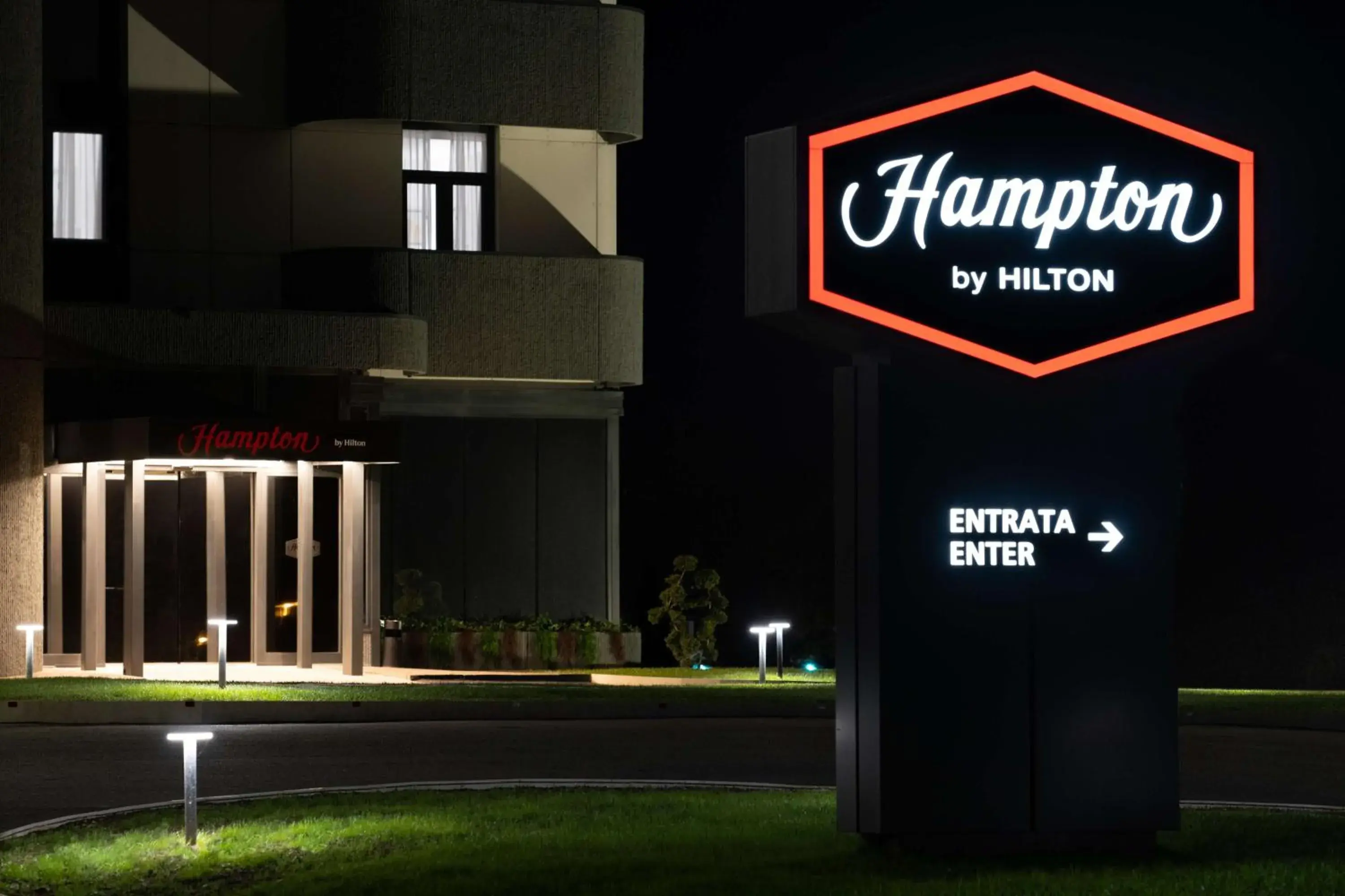 Property building in Hampton by Hilton Rome North Fiano Romano Property building in Hampton by Hilton Rome North Fiano Romano