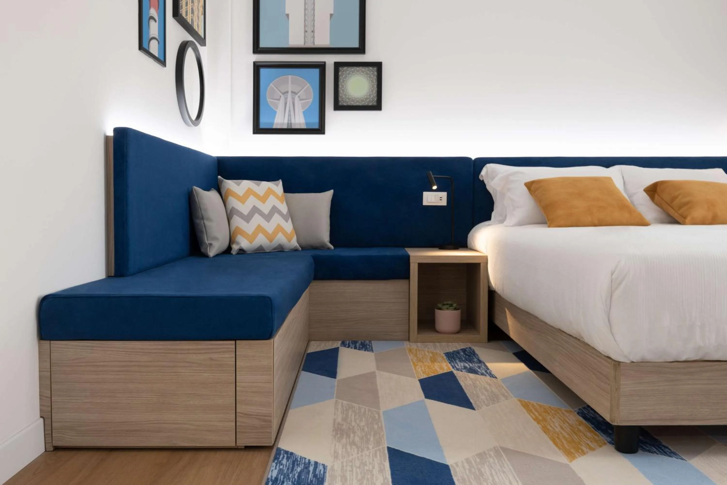 Living room, Bed in Hampton by Hilton Rome North Fiano Romano