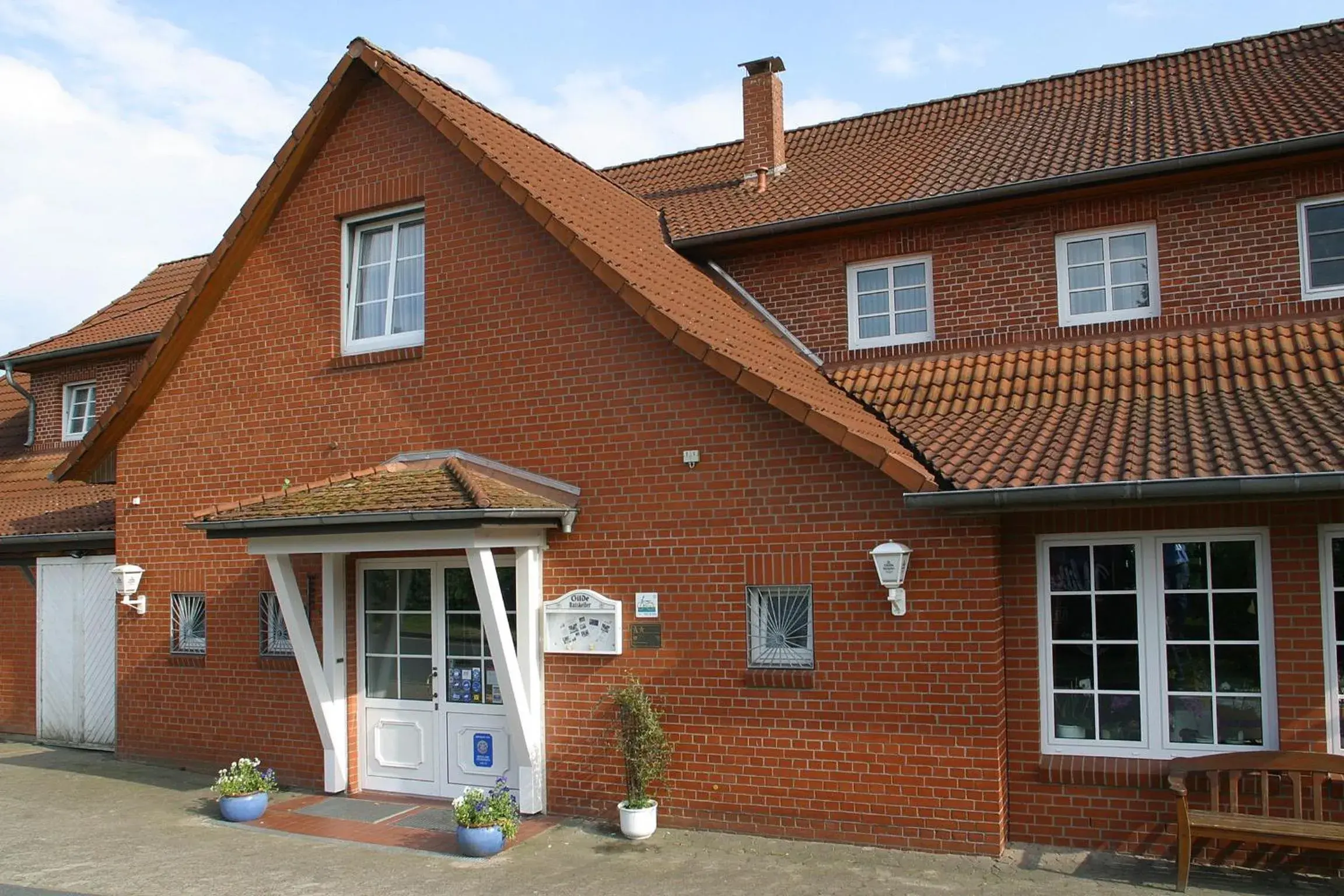 Property building in Hotel Zur Linde Property building in Hotel Zur Linde