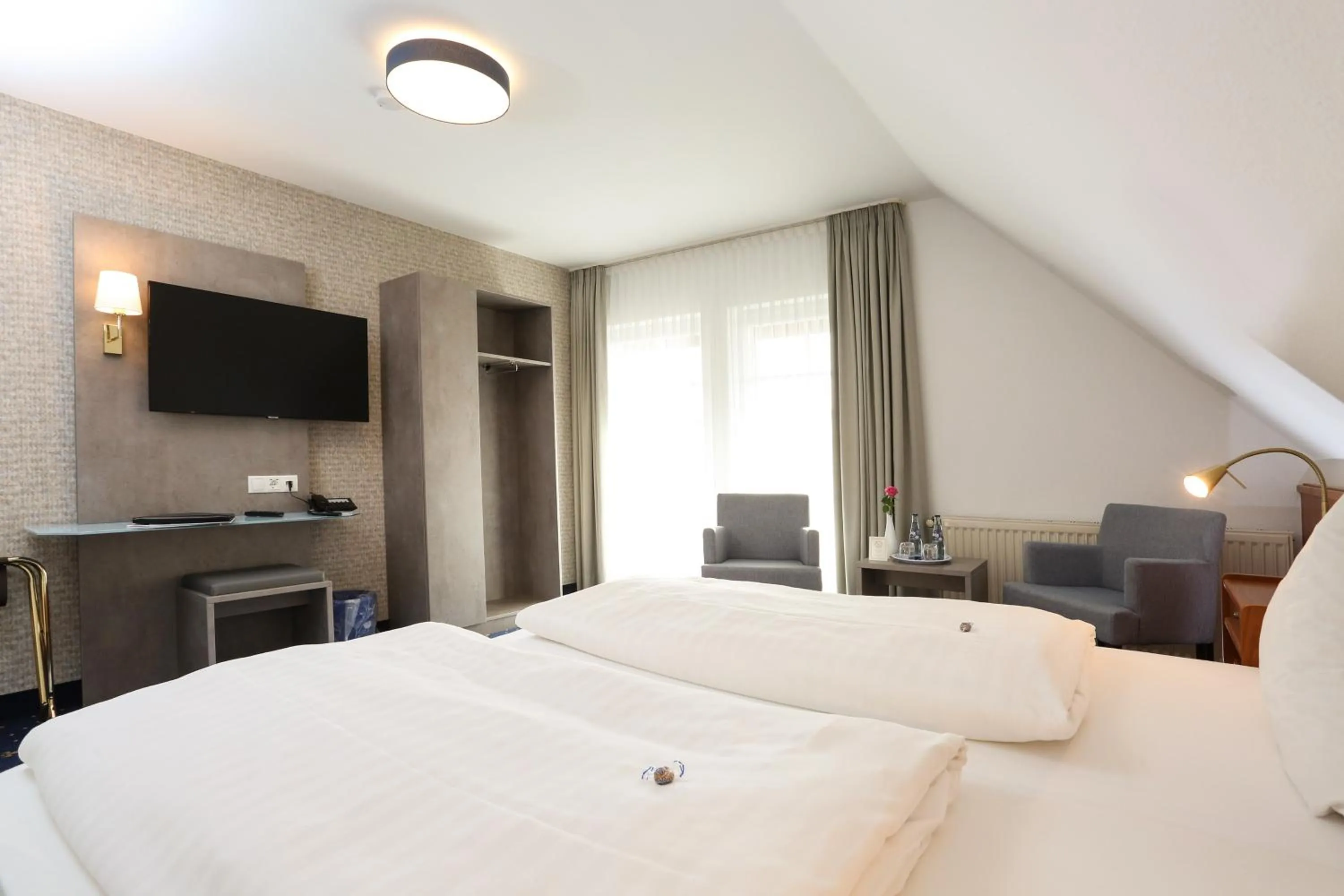 TV and multimedia, Bed in Hotel Zur Linde