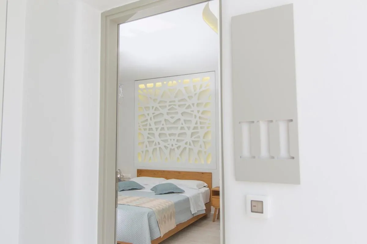 Bedroom, Bed in Glykeria