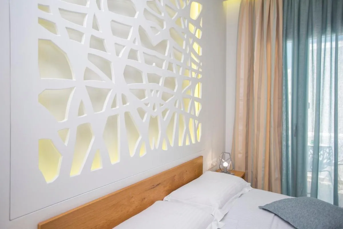 Bedroom, Bed in Glykeria