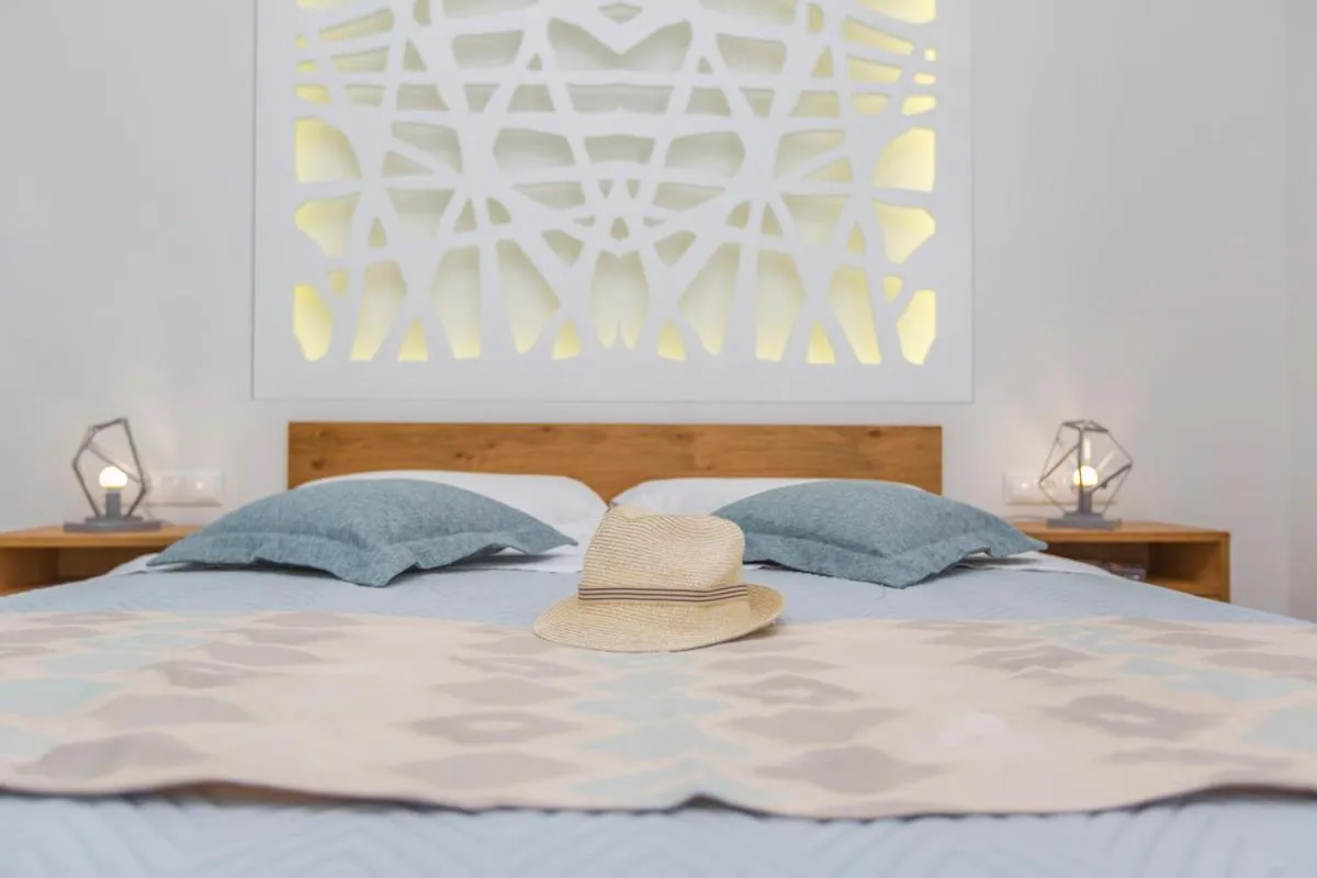 Bedroom, Bed in Glykeria