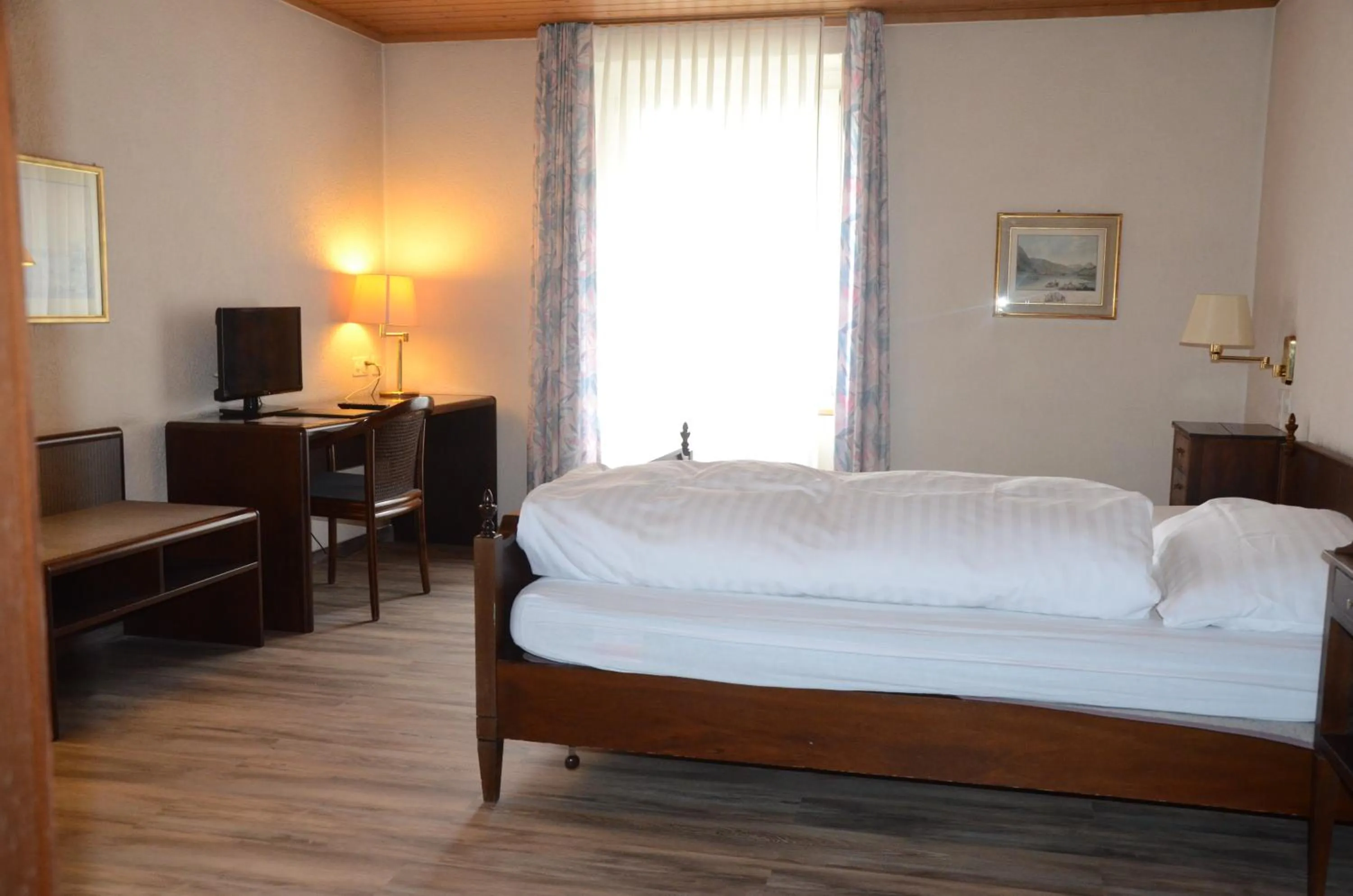 Bedroom, Bed in Gasthof Löwen Worb bei Bern