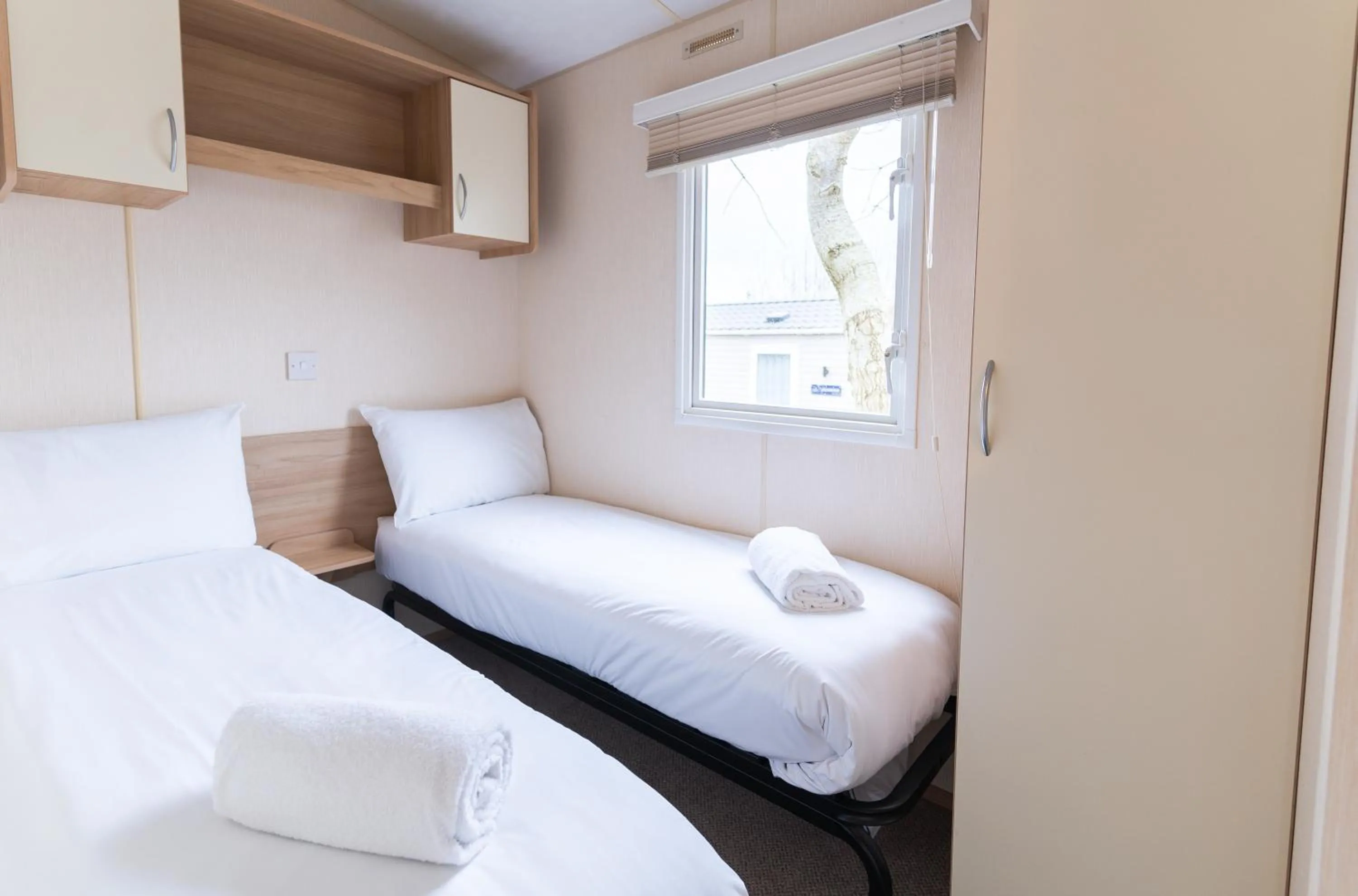 Bedroom, Bed in Marine Holiday Park