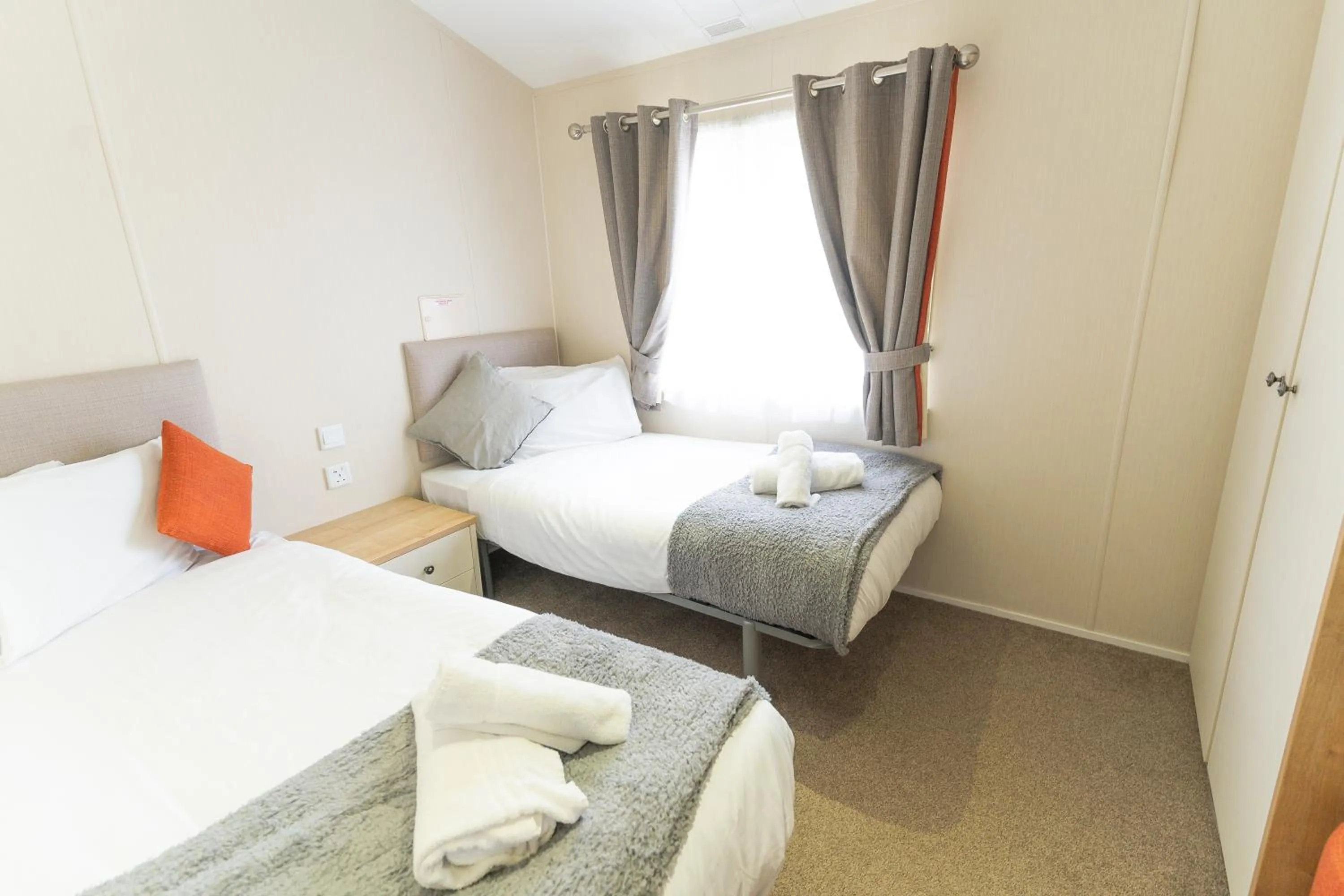 Bedroom, Bed in Marine Holiday Park