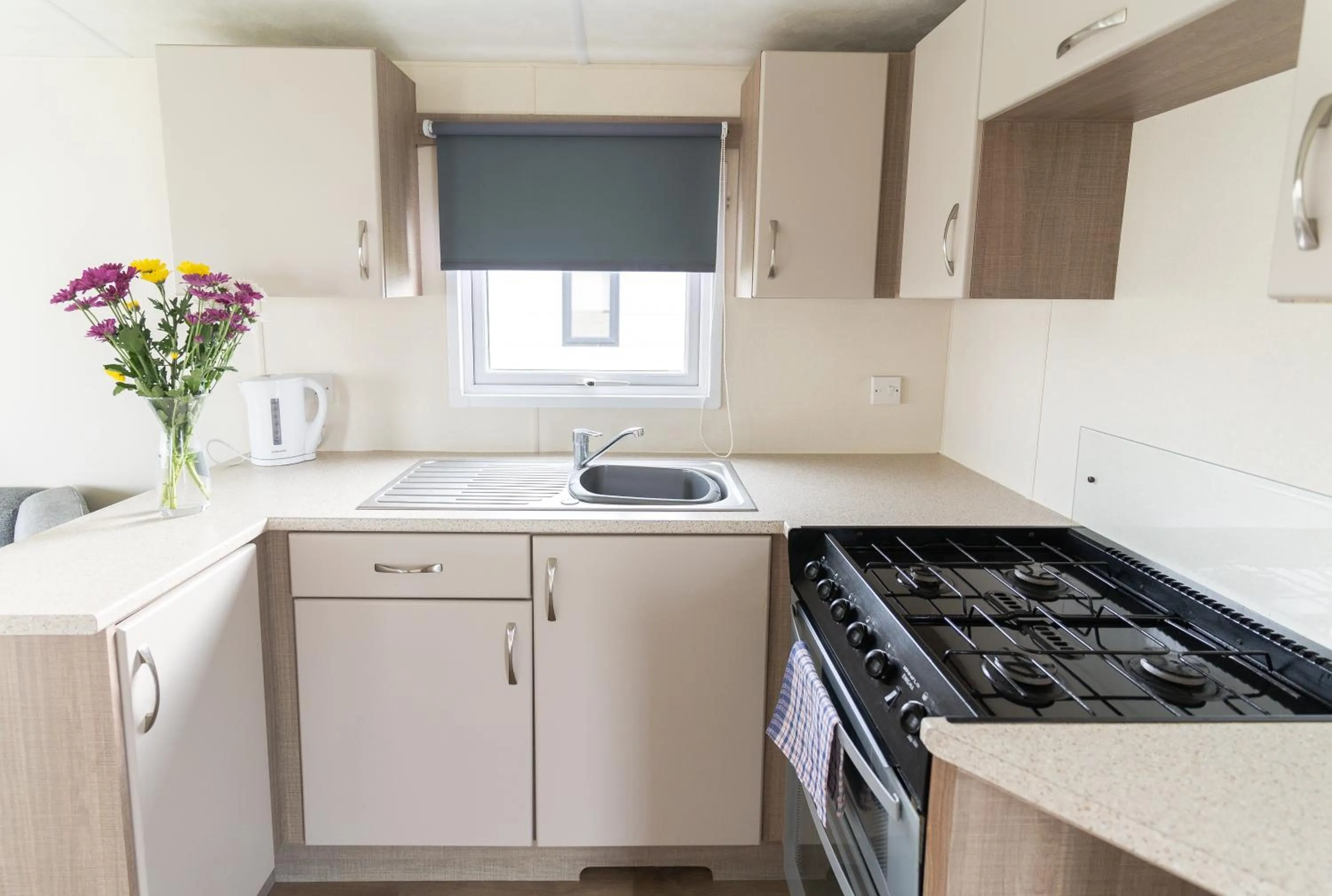 Kitchen or kitchenette in Marine Holiday Park