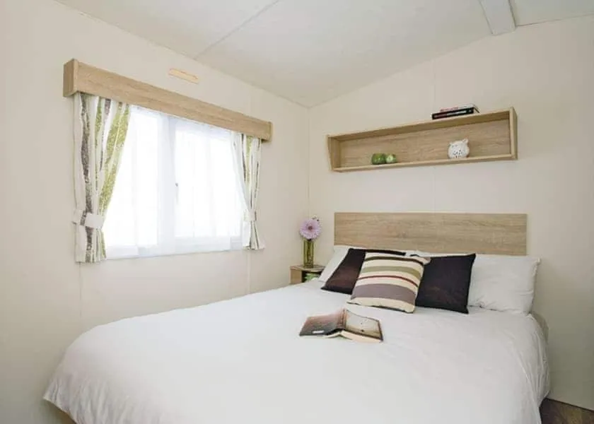 Bedroom, Bed in Marine Holiday Park