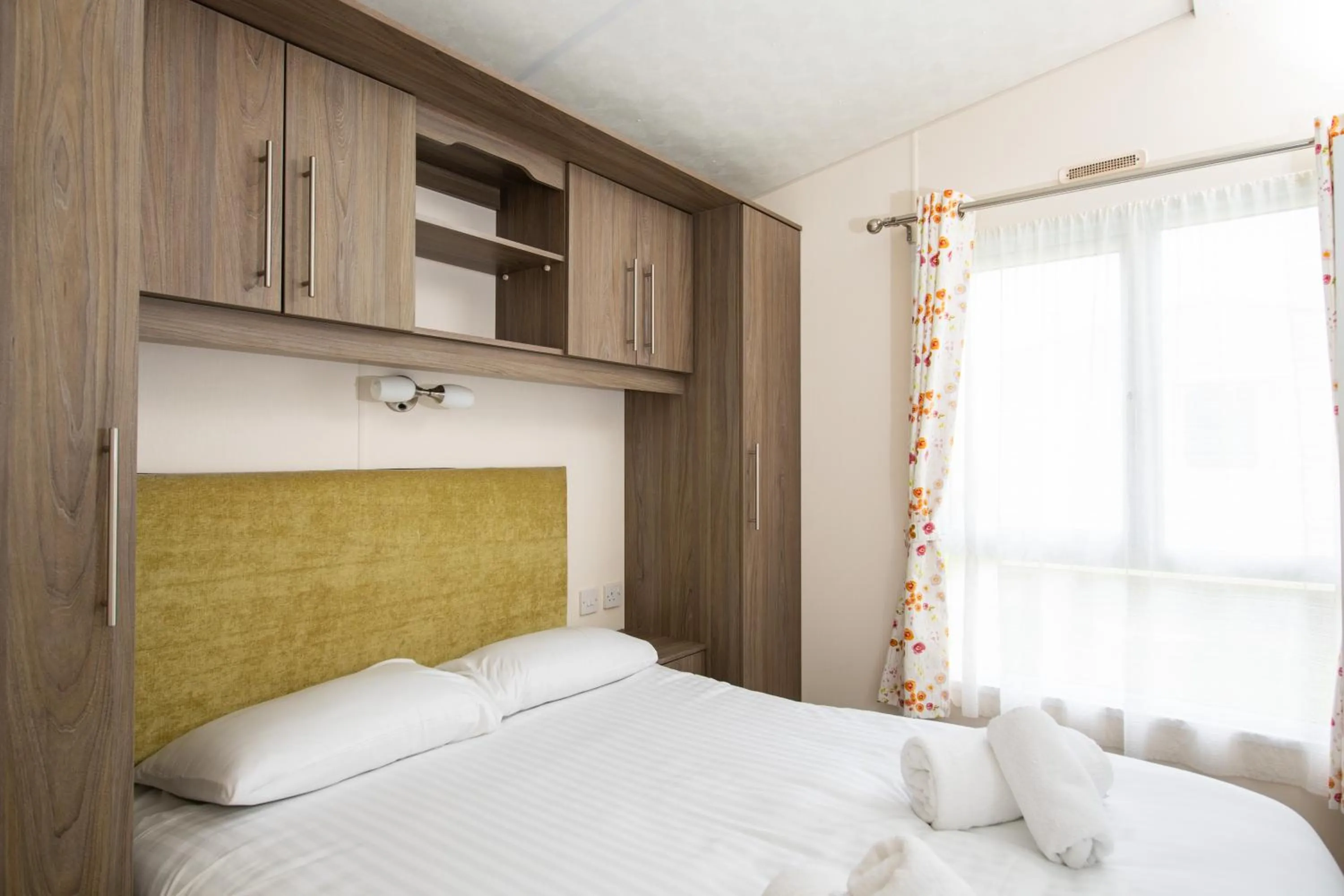 Bedroom, Bed in Marine Holiday Park