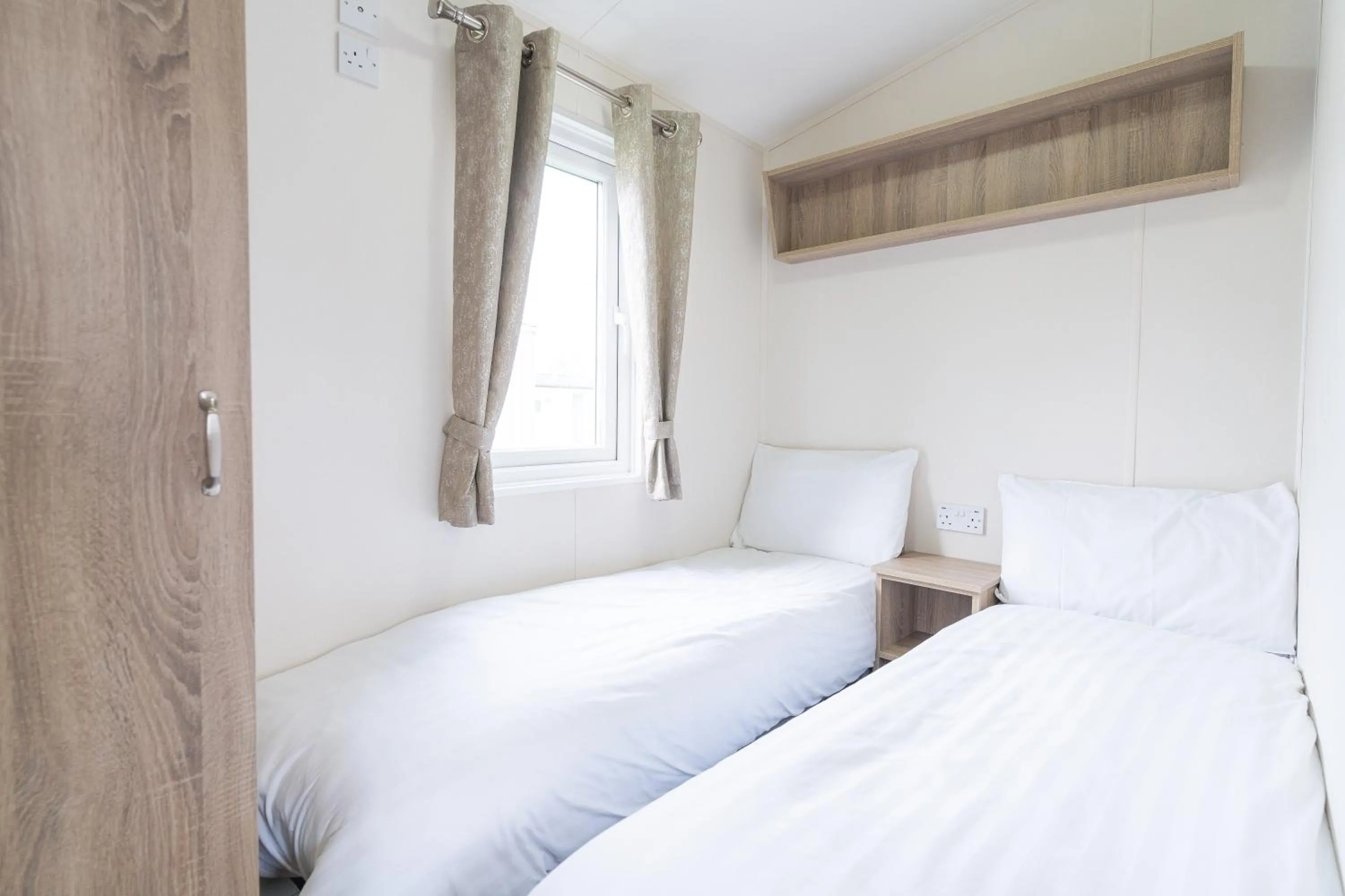 Bedroom, Bed in Marine Holiday Park