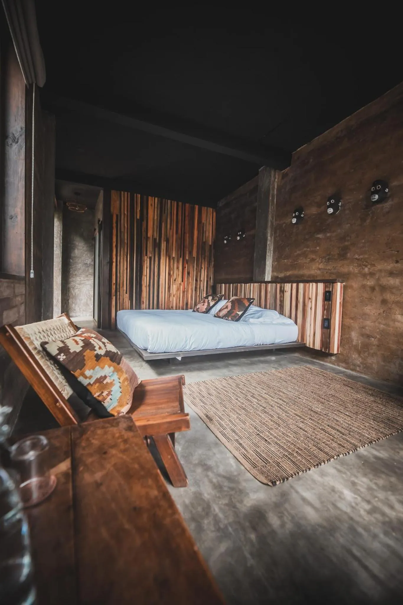 Bed in Lush Atitlán