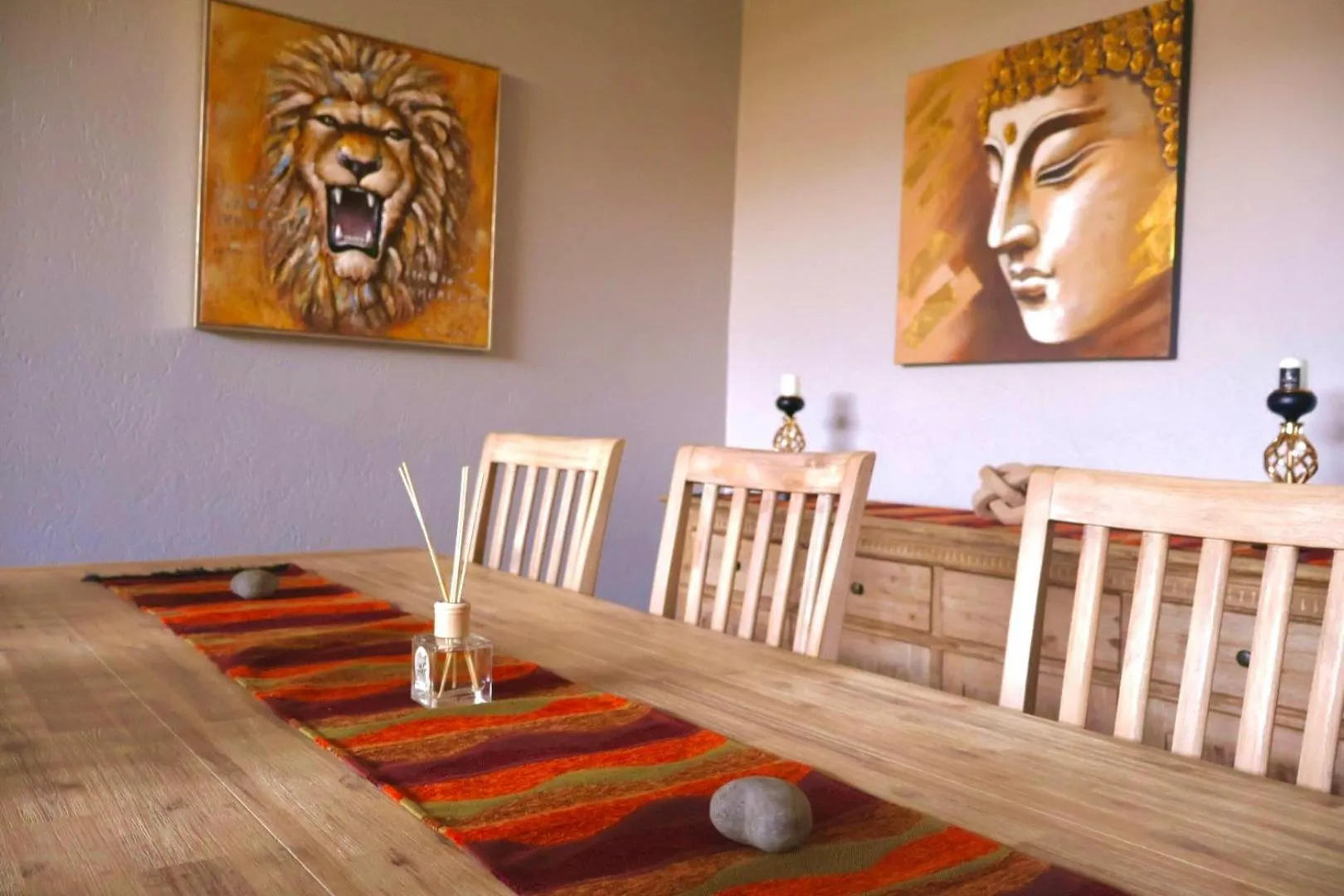 Living room in Abangane Guest Lodge