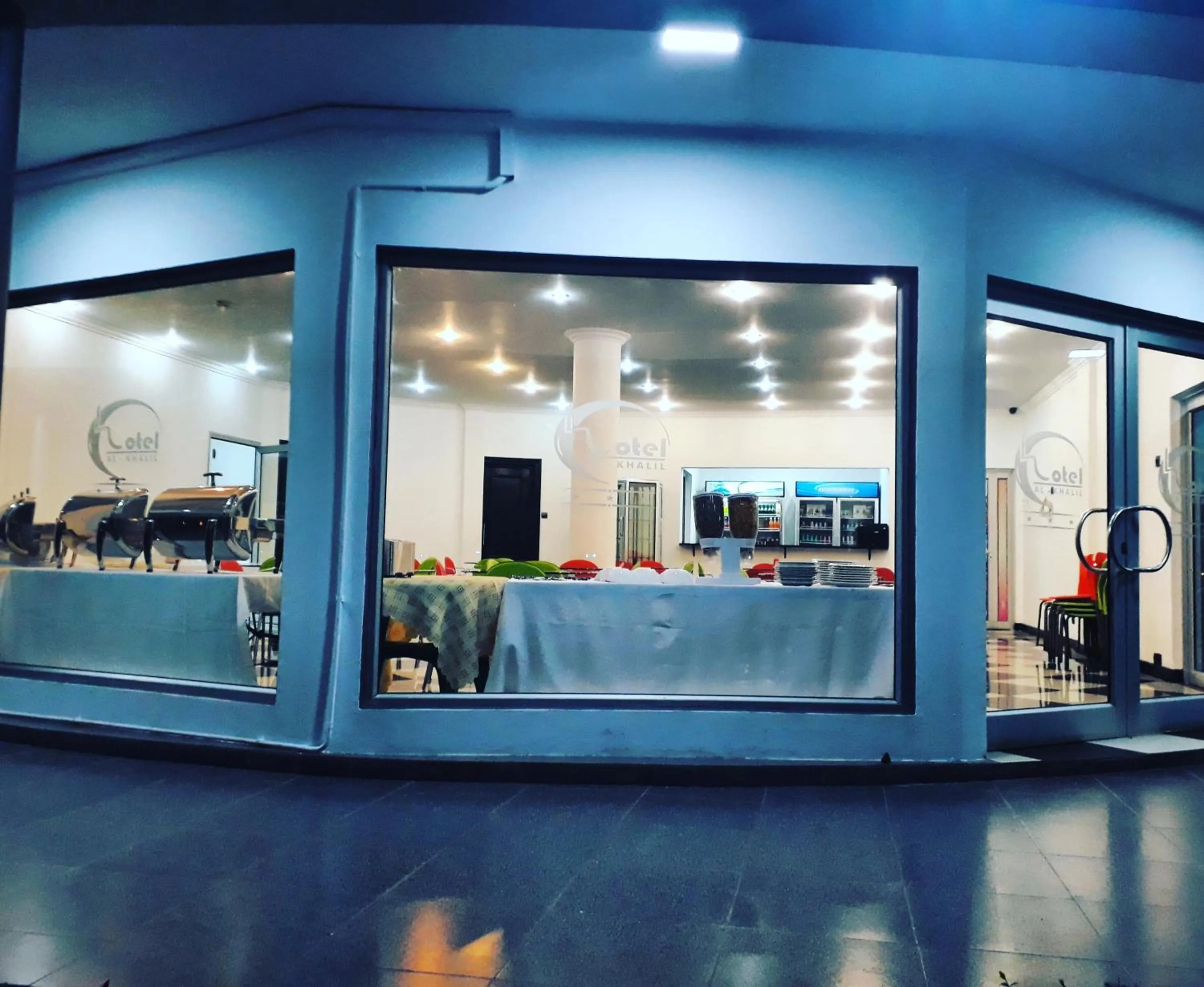 Restaurant/places to eat in Hotel Al-Khalil Matola