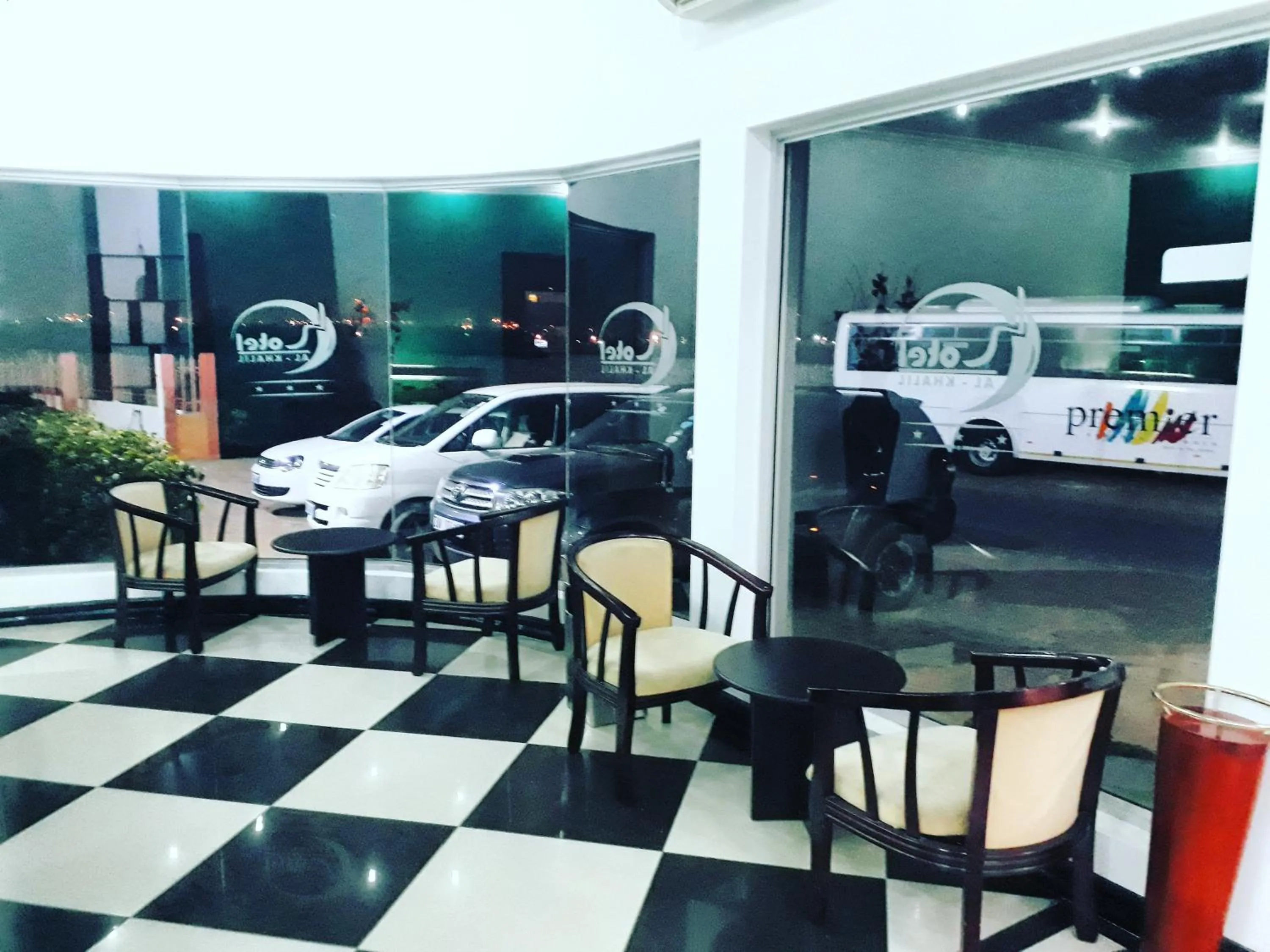 Lobby or reception in Hotel Al-Khalil Matola