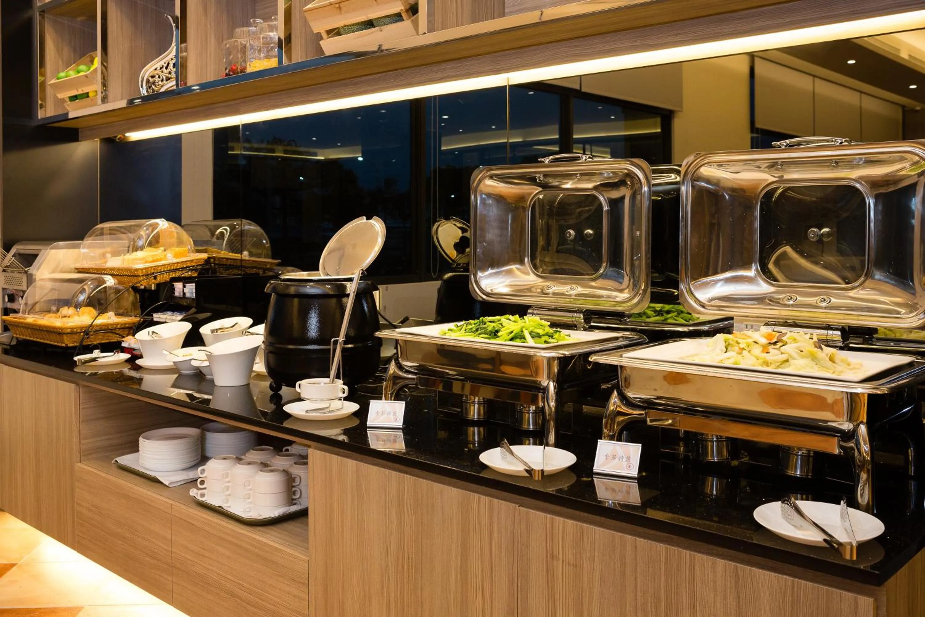 Breakfast in V-Hotel