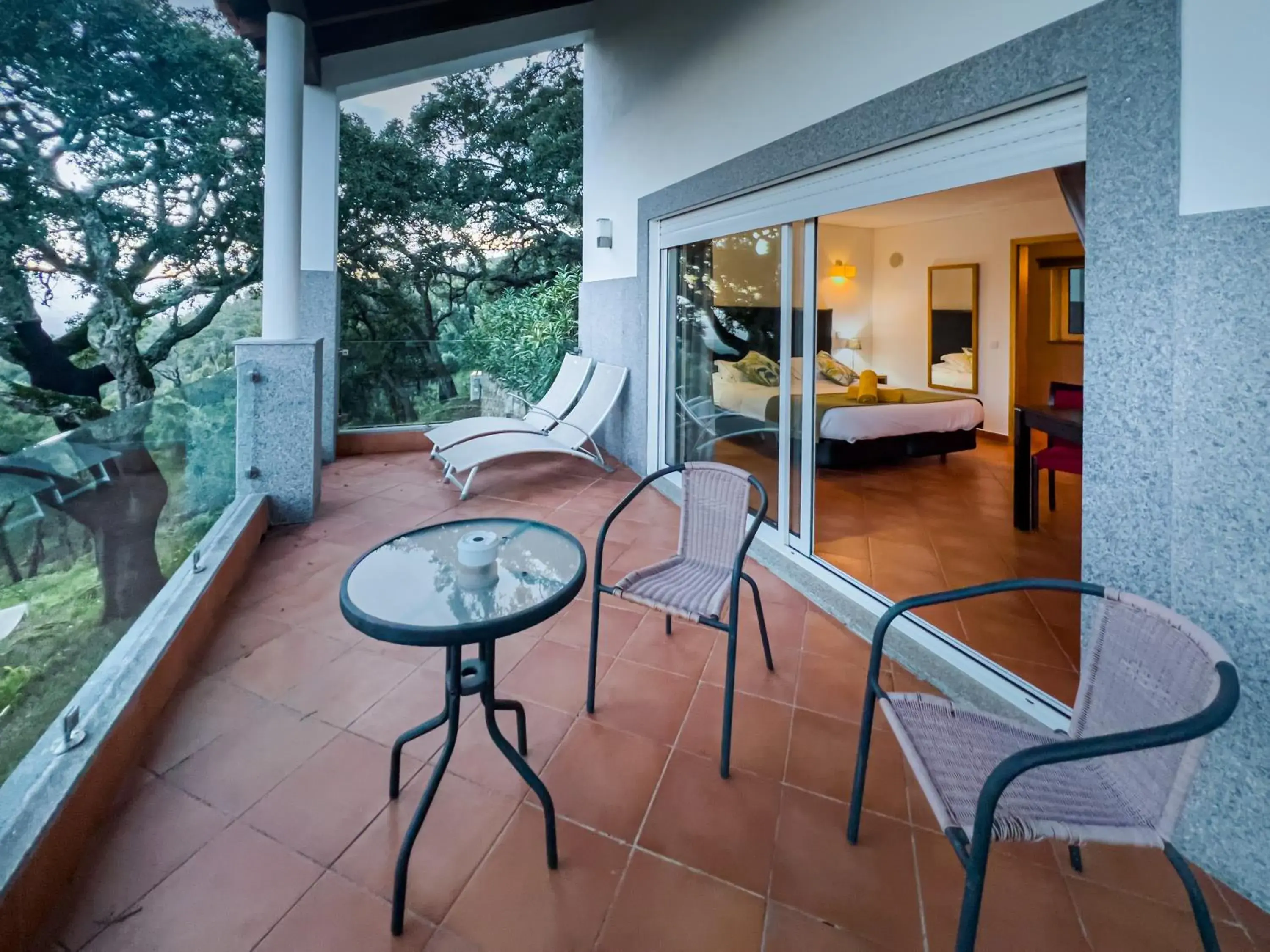 Studio with Balcony in VilaFoia Studio with Balcony in VilaFoia