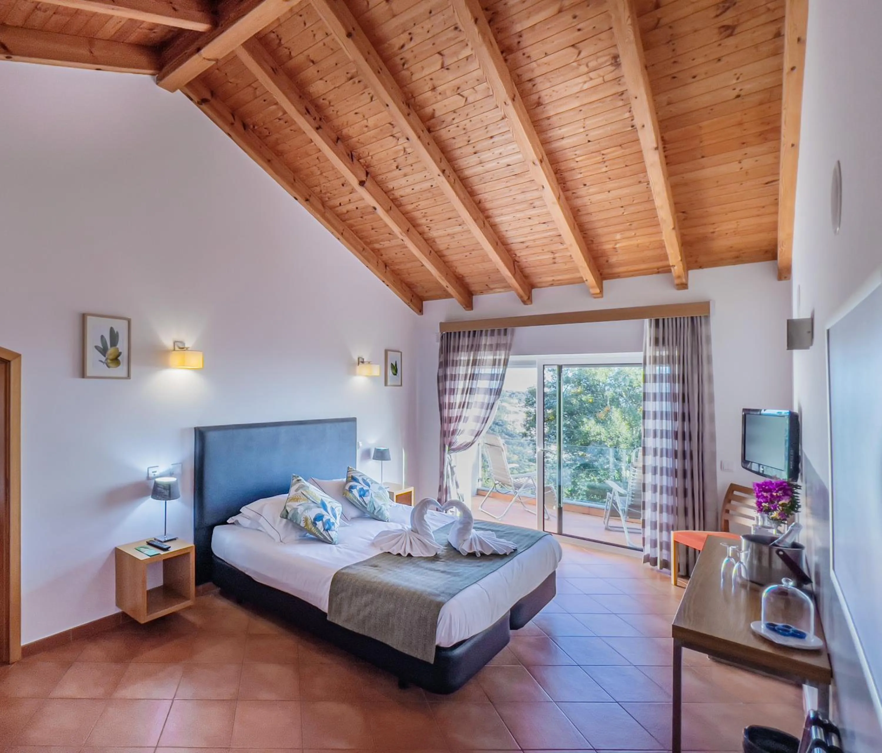 Bedroom, Bed in VilaFoia