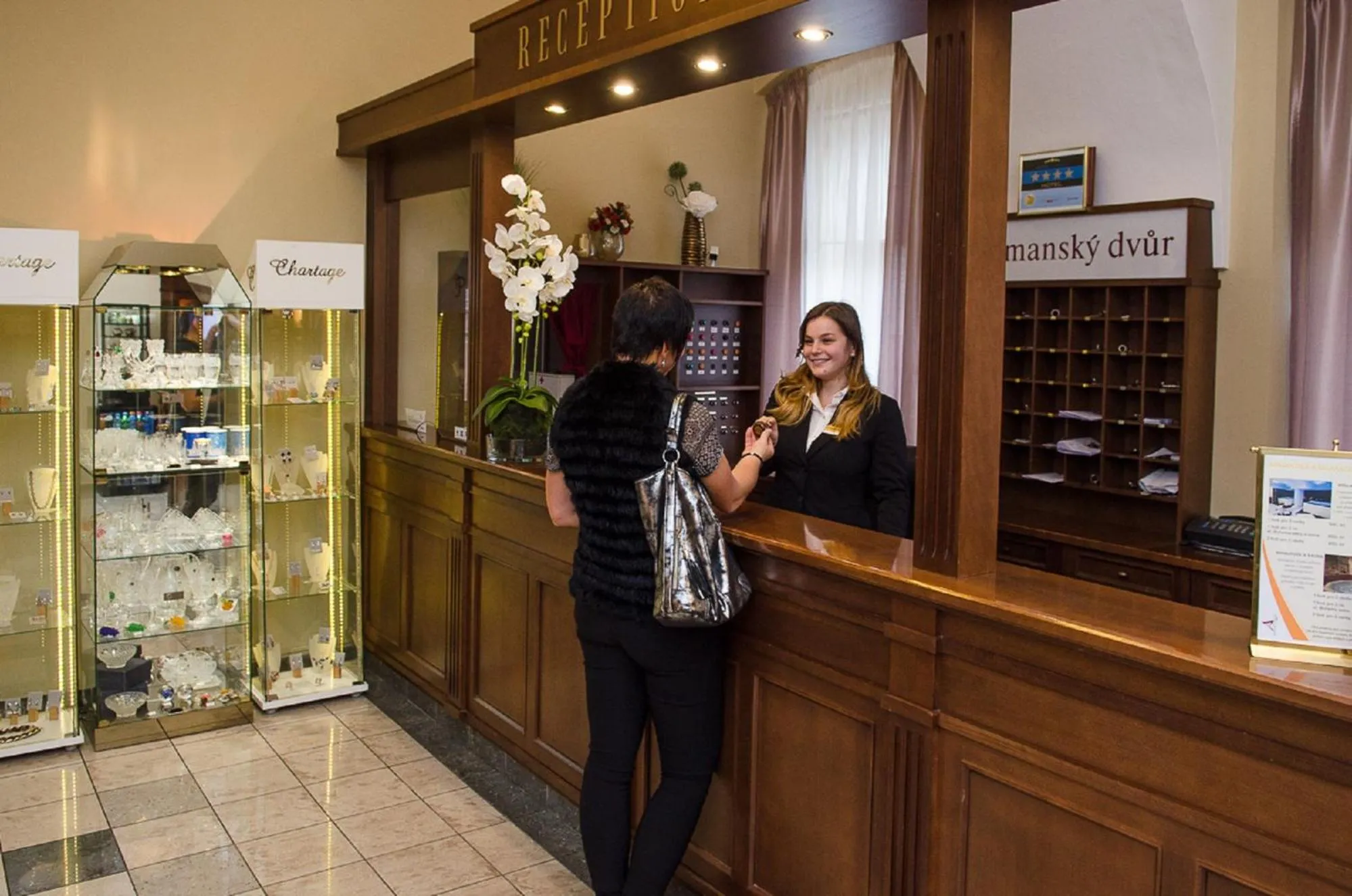 Staff in Hejtmanský dvůr