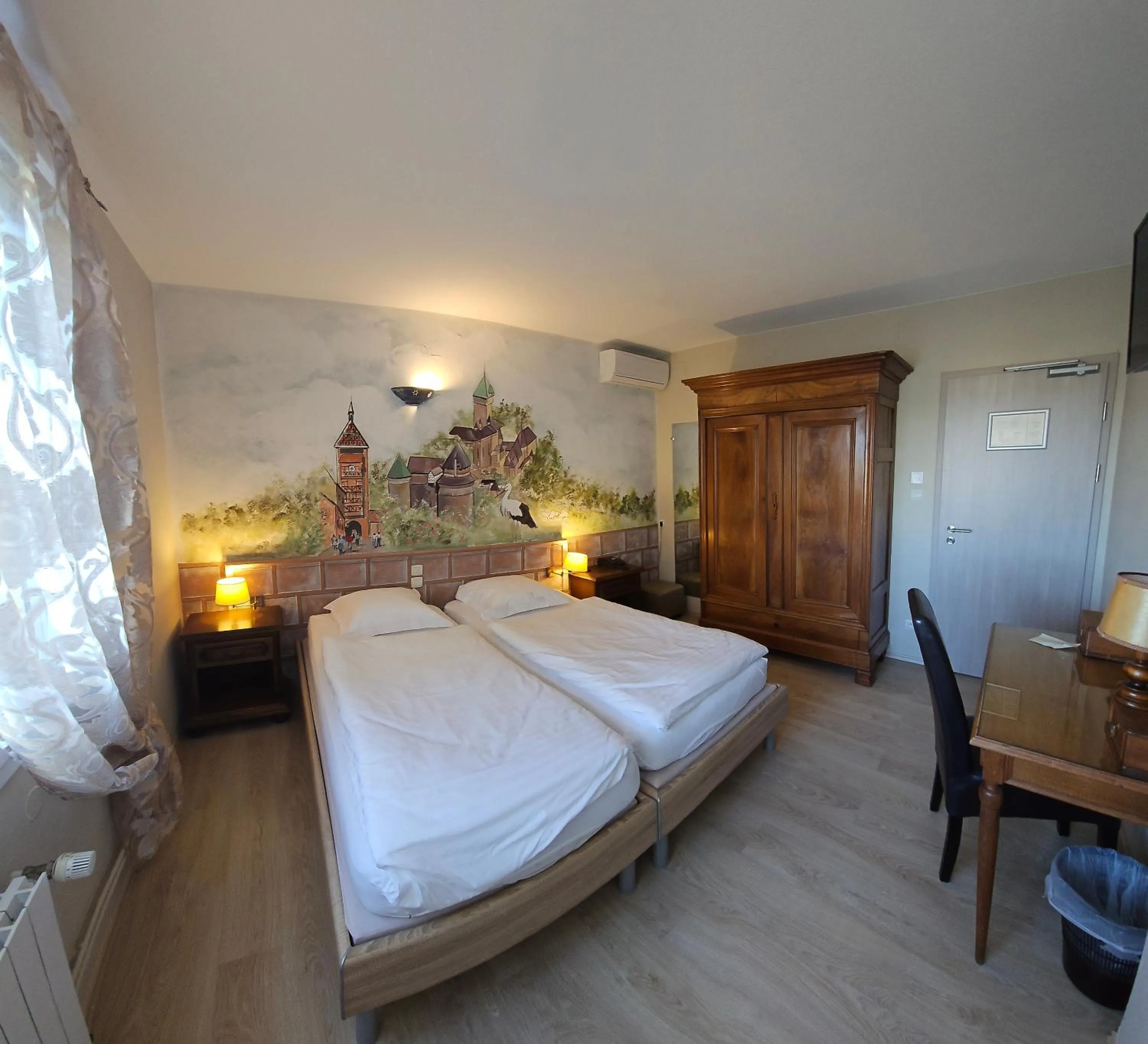 Bedroom, Bed in Hotel Restaurant Champ Alsace