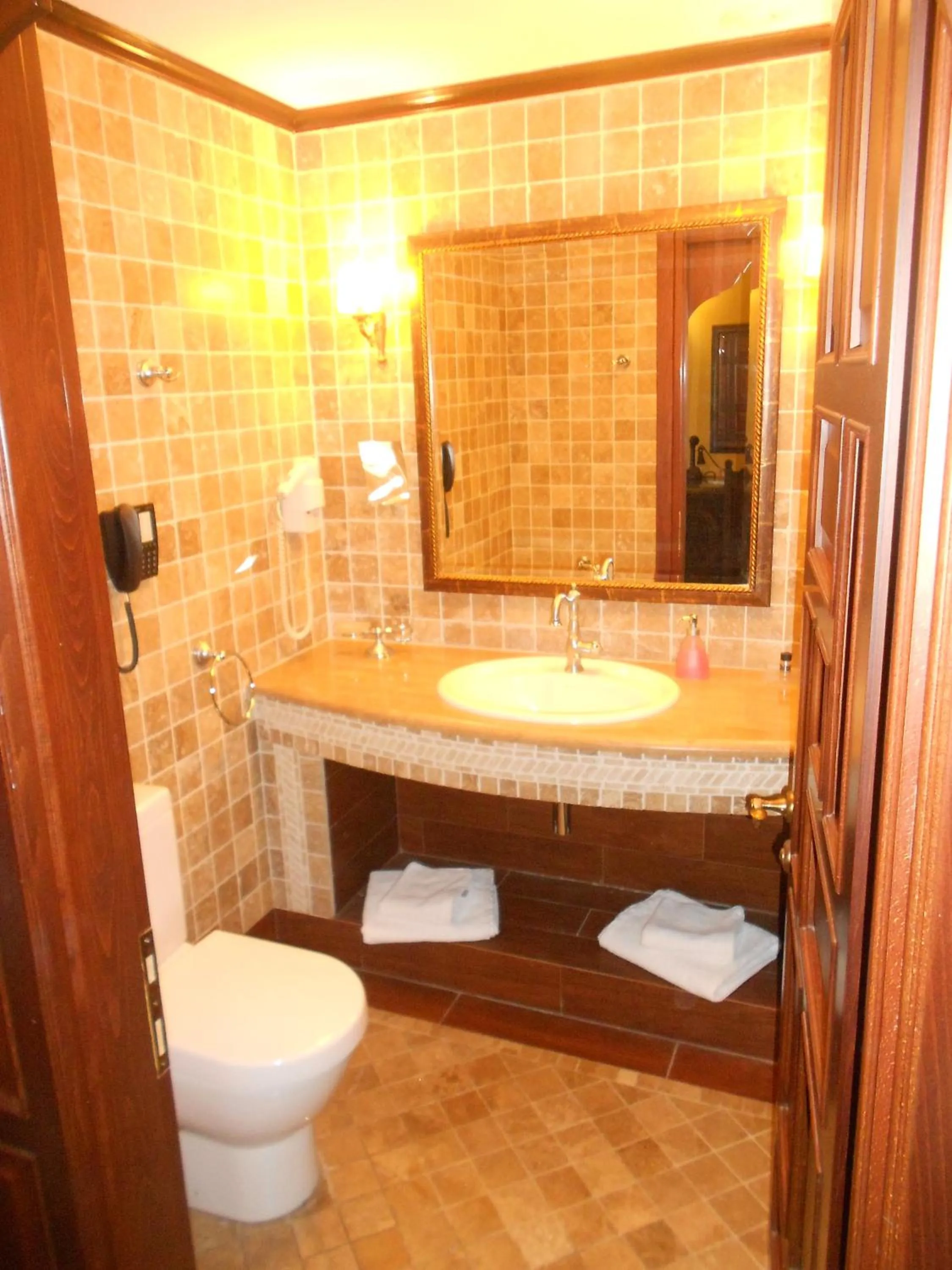Bathroom in Estate Kalaitzis