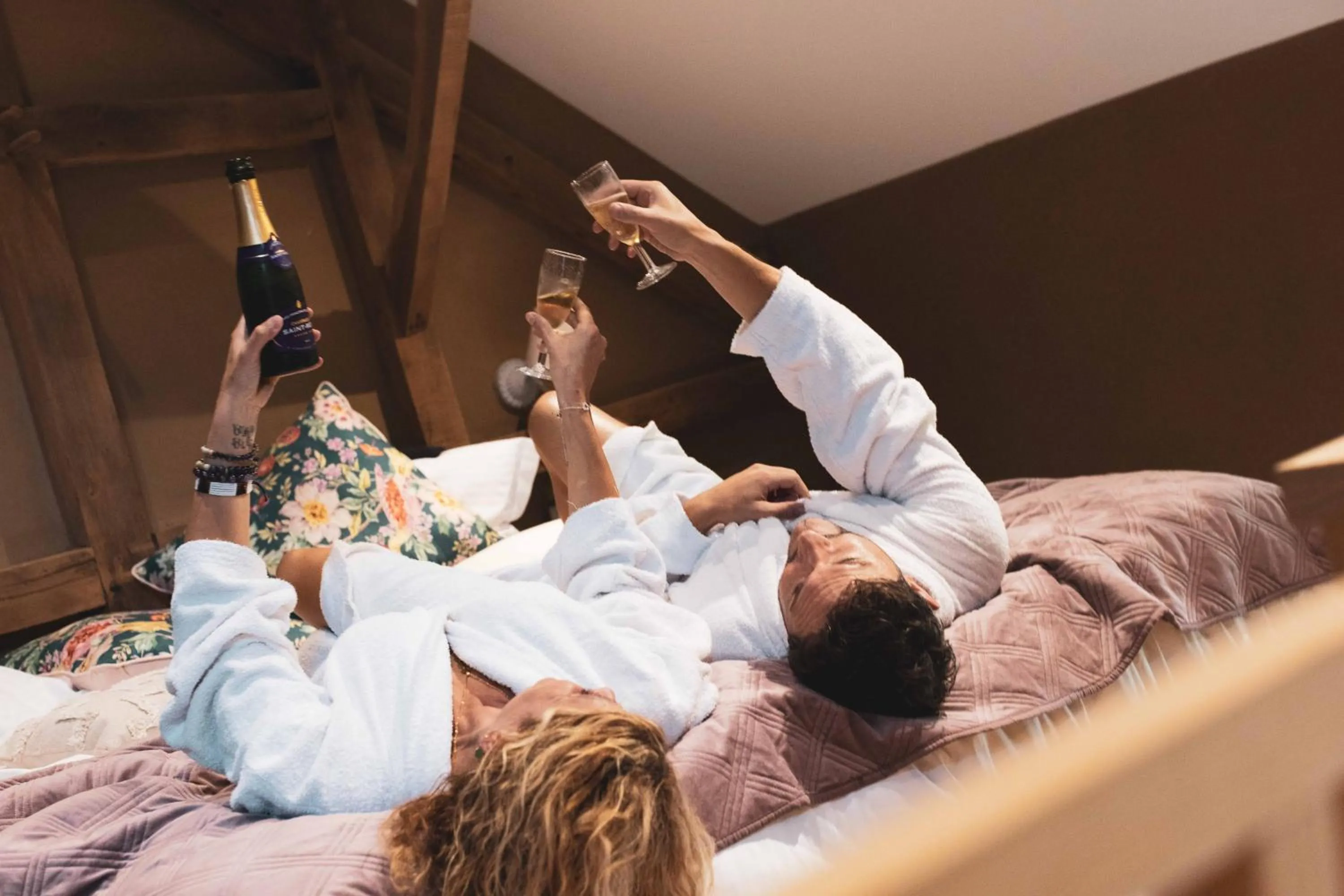 Paddock Lodge - Suites Wellness & Chambres d'hôtes