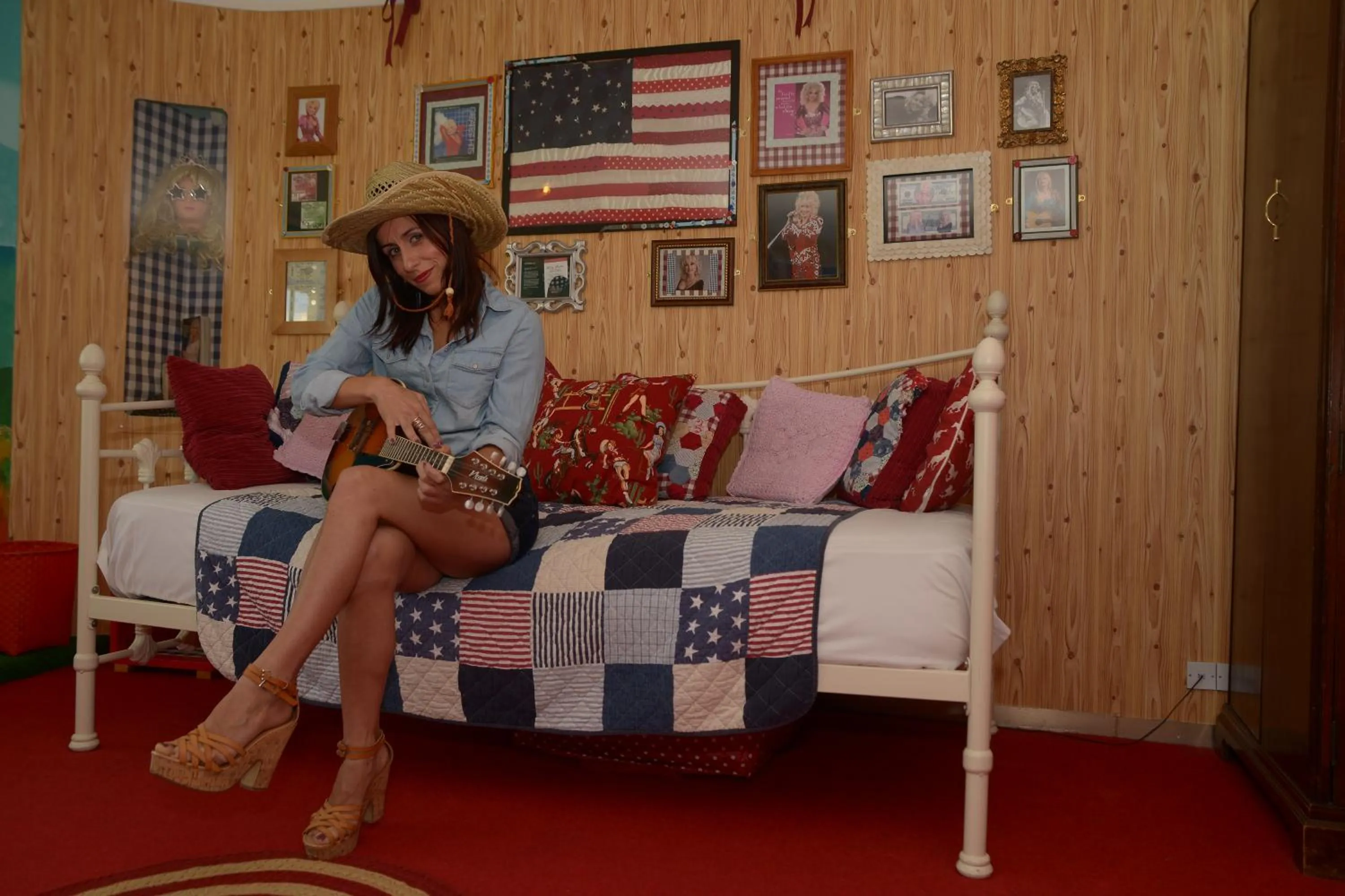 People in Hotel Pelirocco