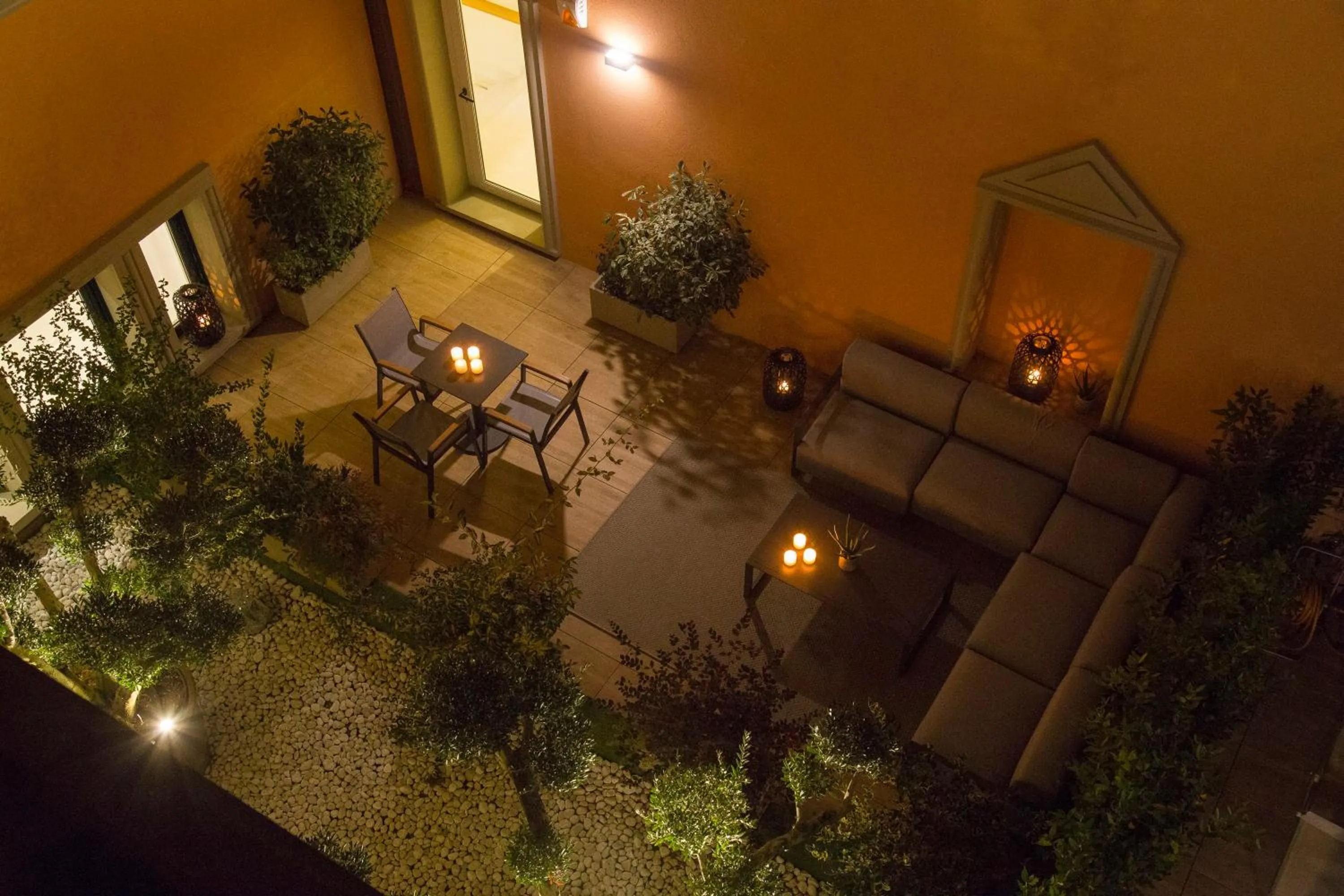 Patio in Metropol Ceccarini Suite - Luxury apartments