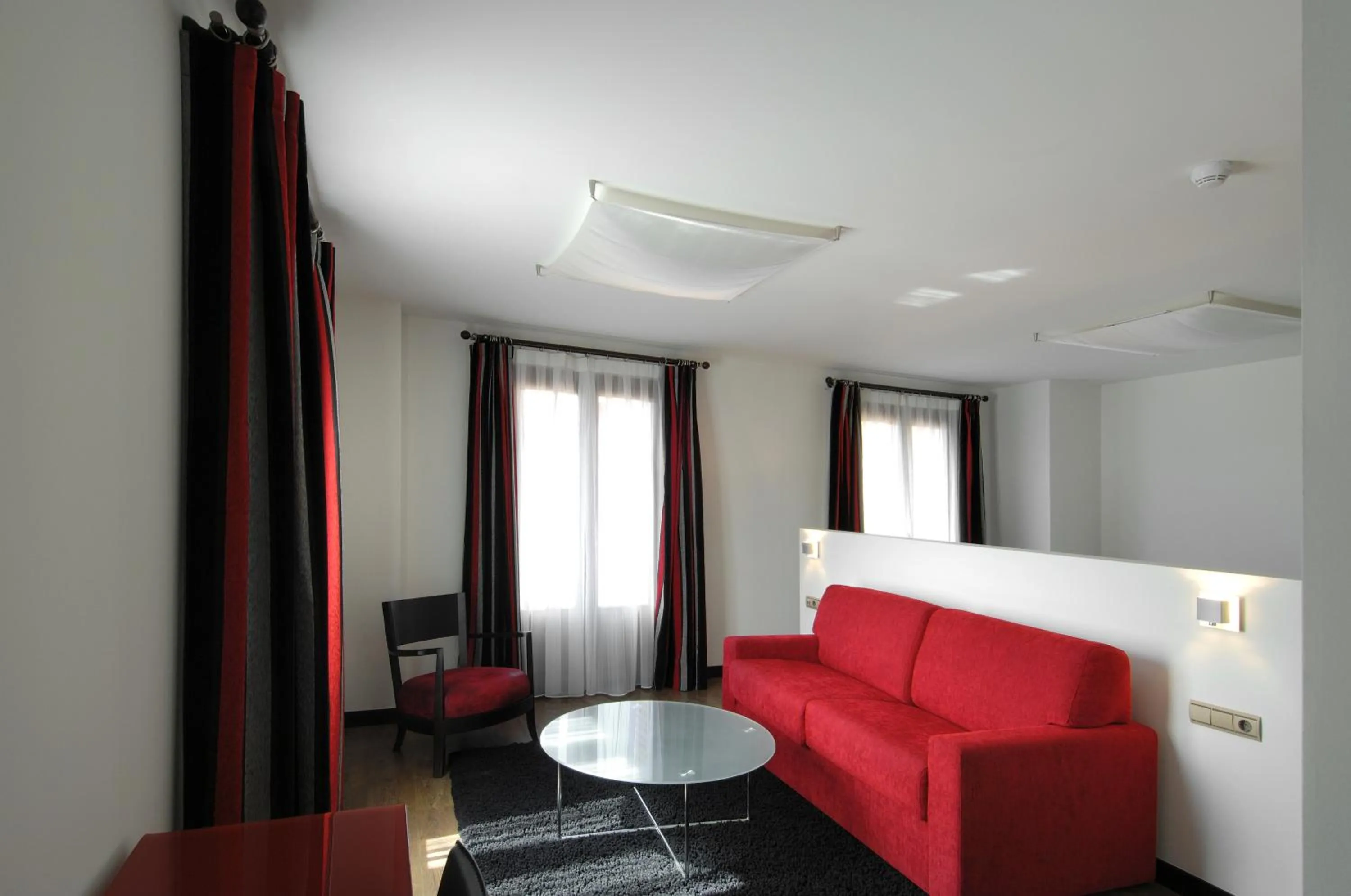 Bed in Hotel Cienbalcones