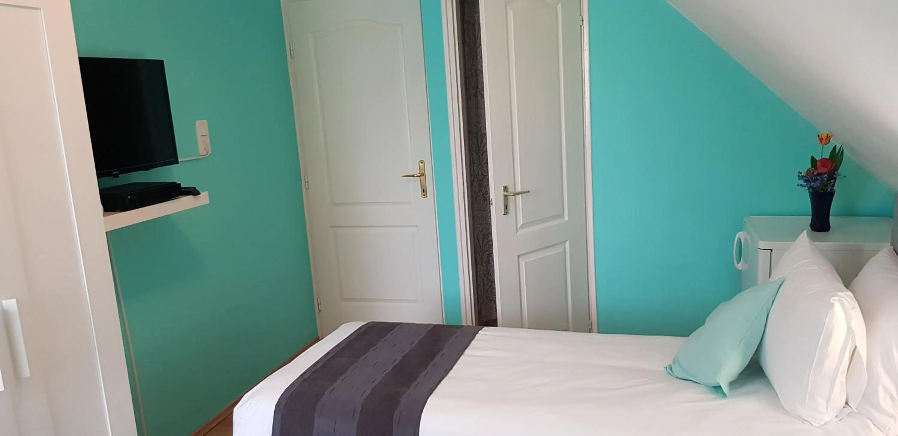 Bed in Joy Guesthouse